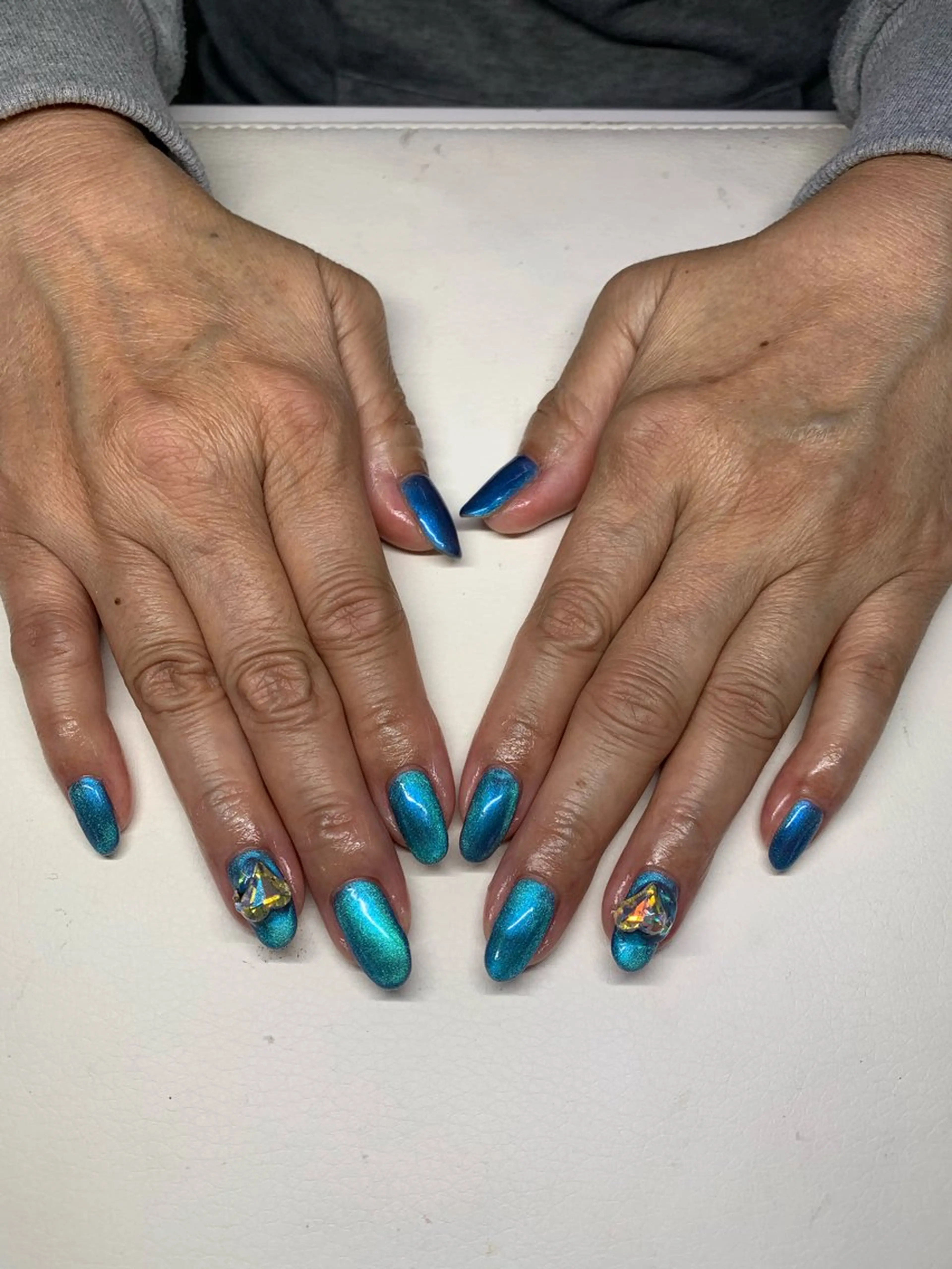 ネイル Mule Beauty Salon所属・ミュール ビューティーサロンのネイルデザイン