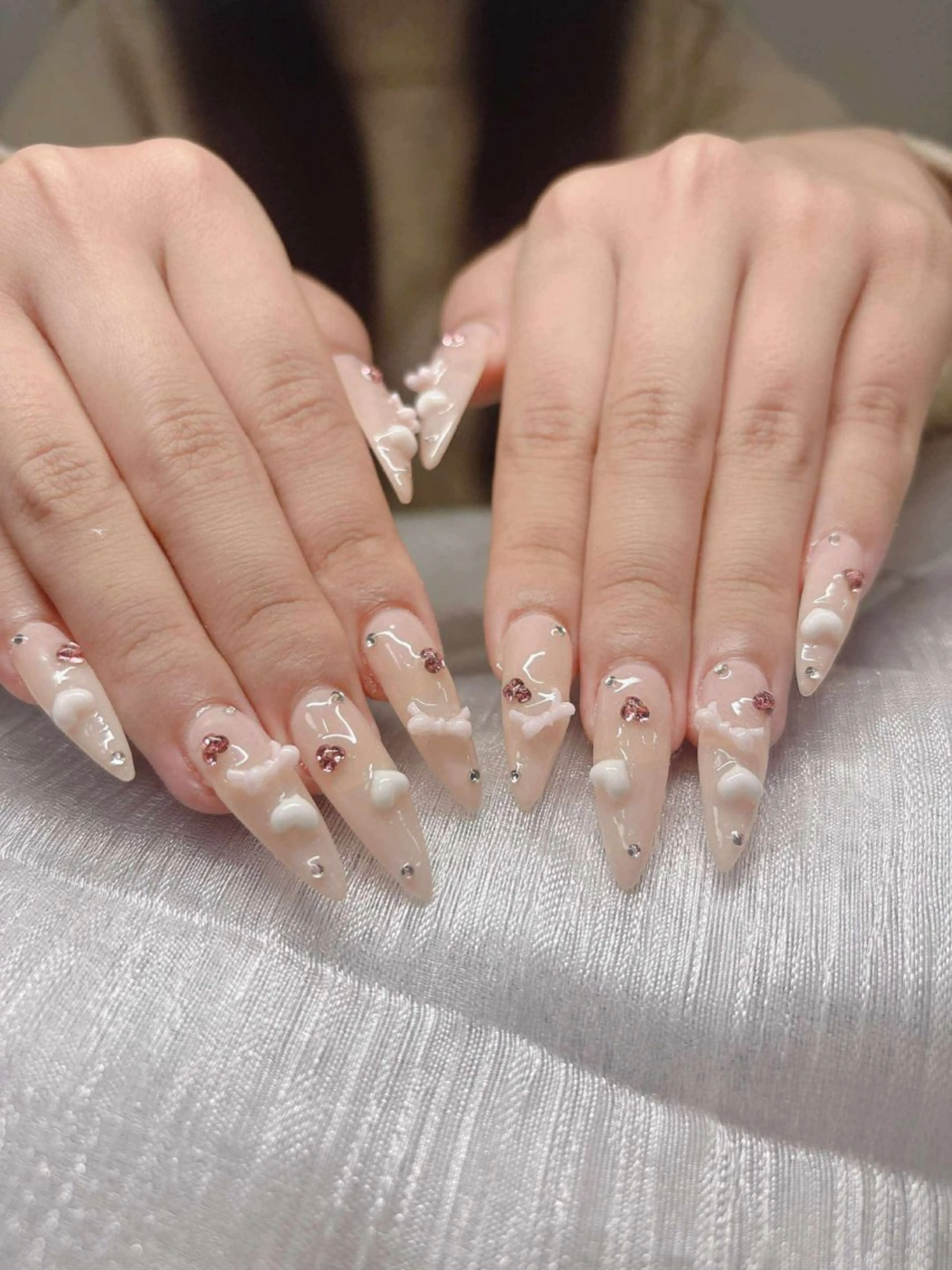ネイル 長さ出し グラデーション 卒業式 キラキラネイル マグネットネイル ハンドネイル Lee Nailsのネイルデザイン