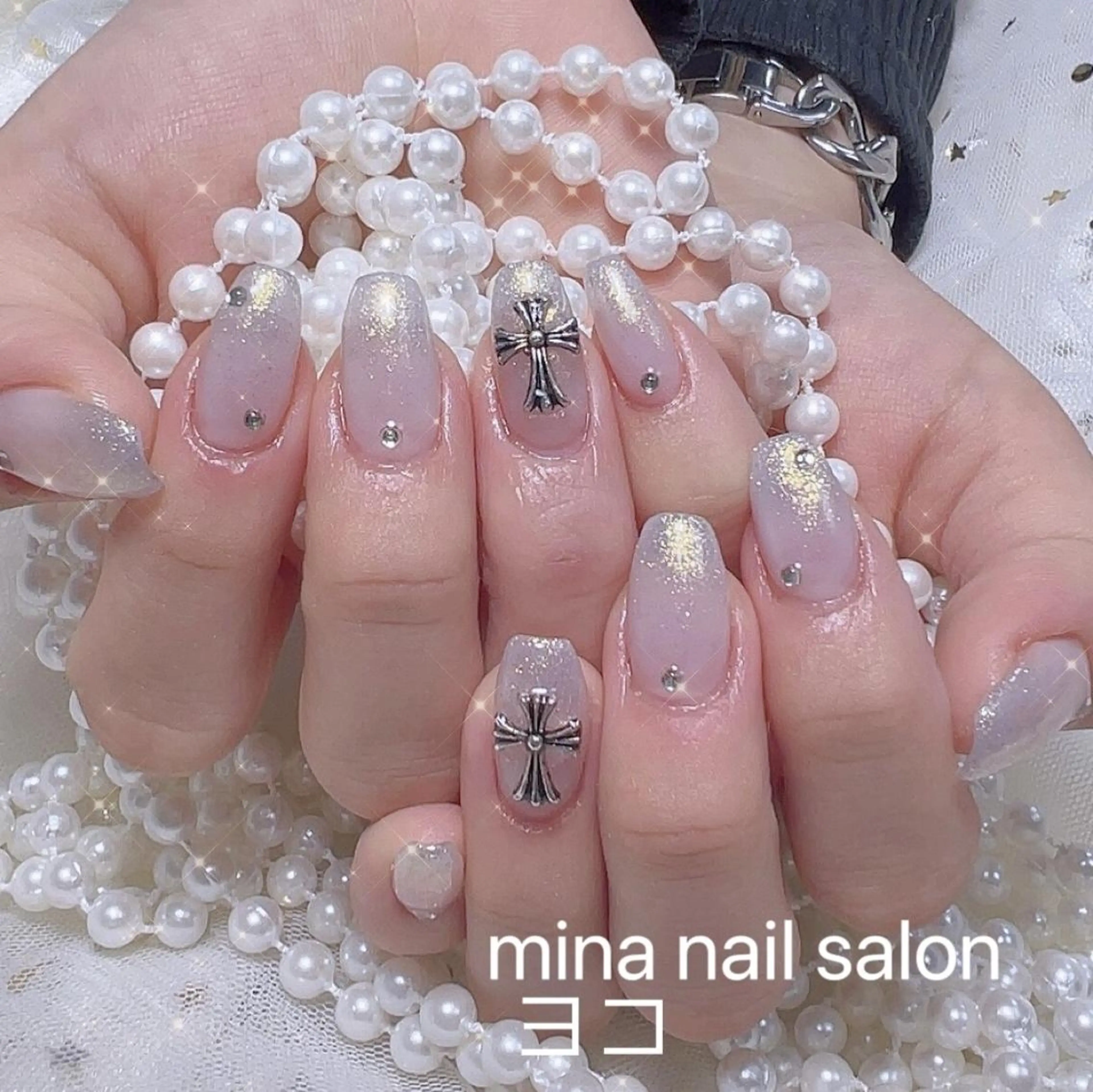 ネイル ハンドネイル queens nailsalonのネイルデザイン
