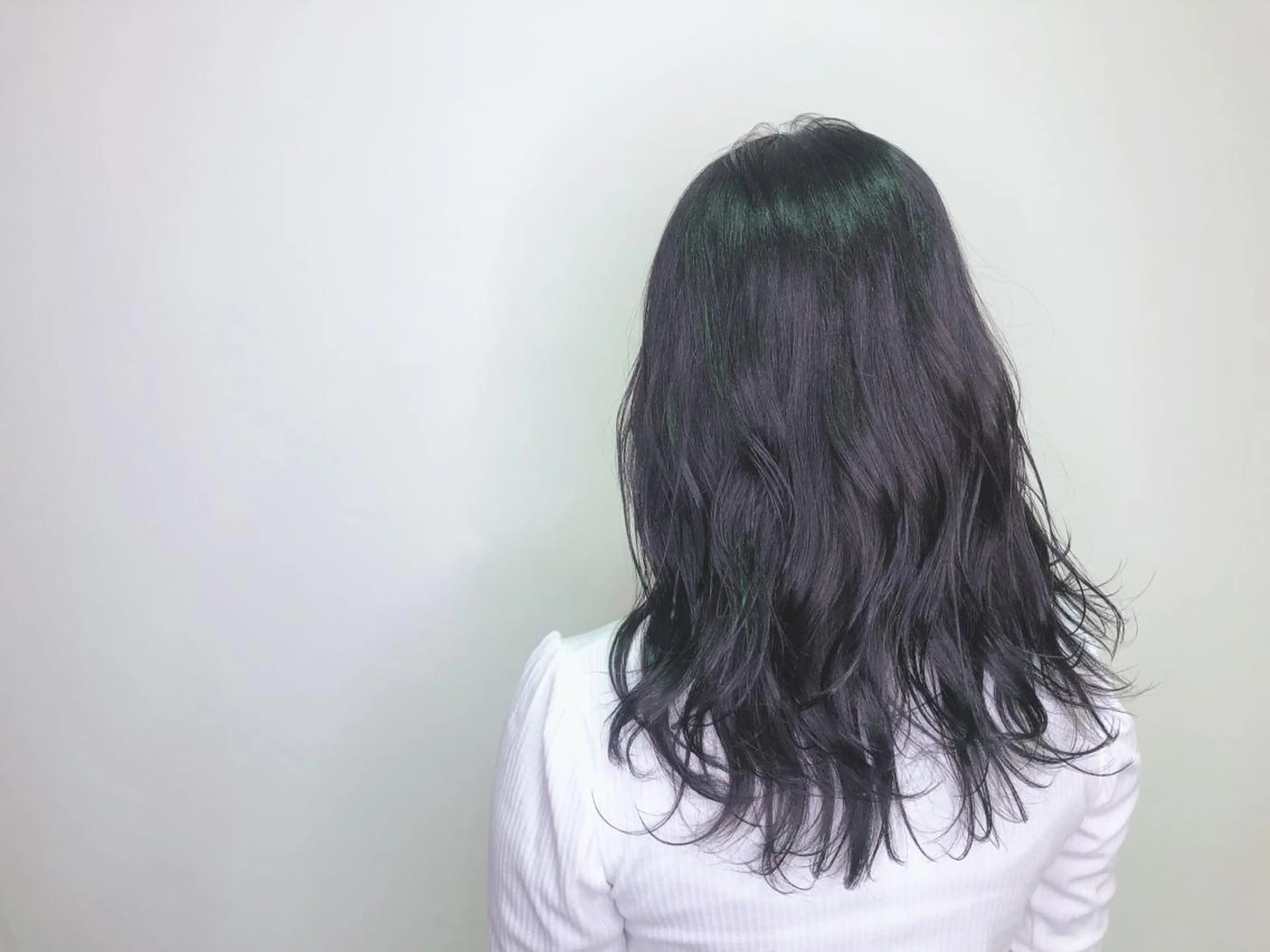 セミロング アッシュ アッシュグレー Kou所属・💜髪質改善美髪💜 星野清光のヘアスタイル