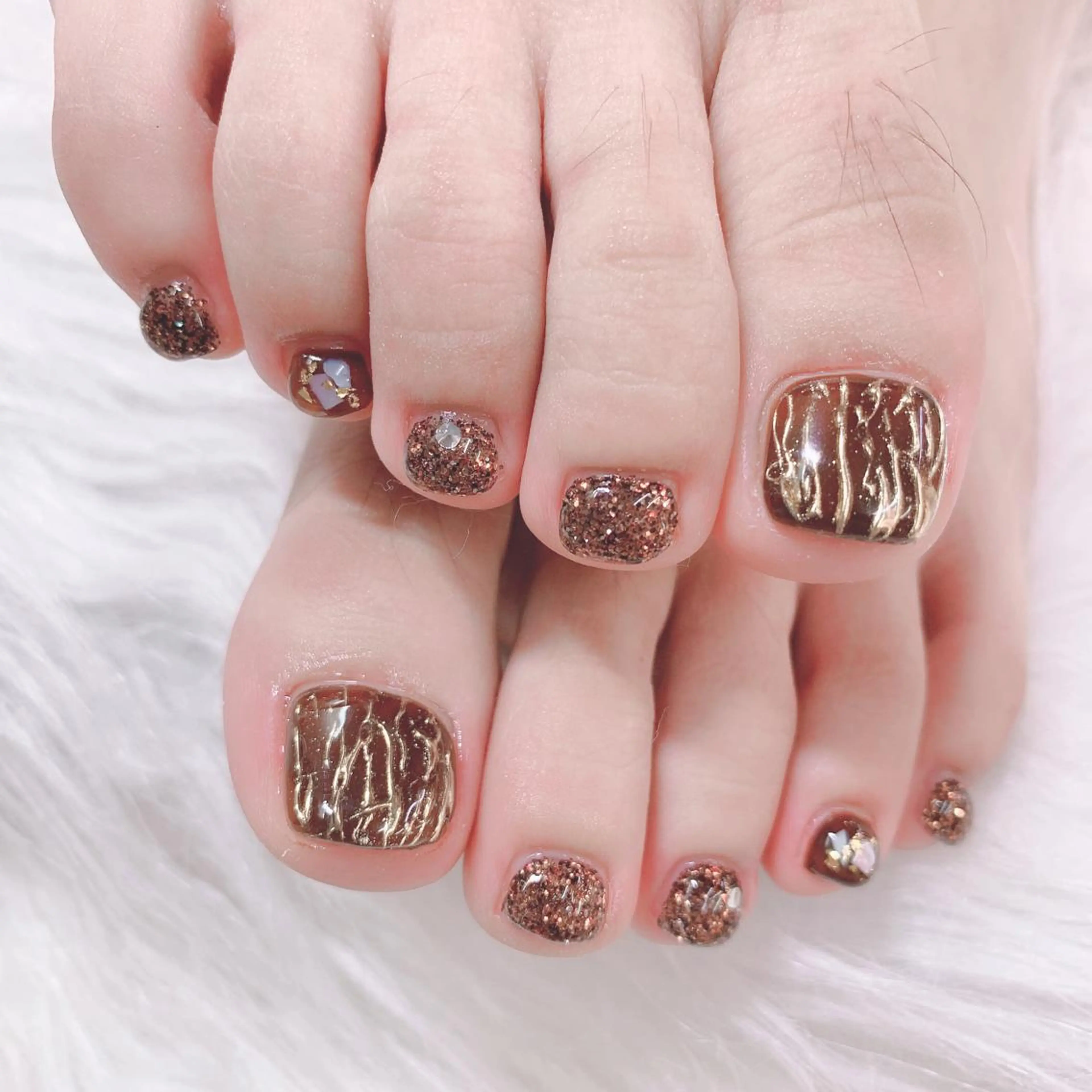 ネイル フットネイル 💅ネイルハウス🏡 🎀TOMO🎀のネイルデザイン