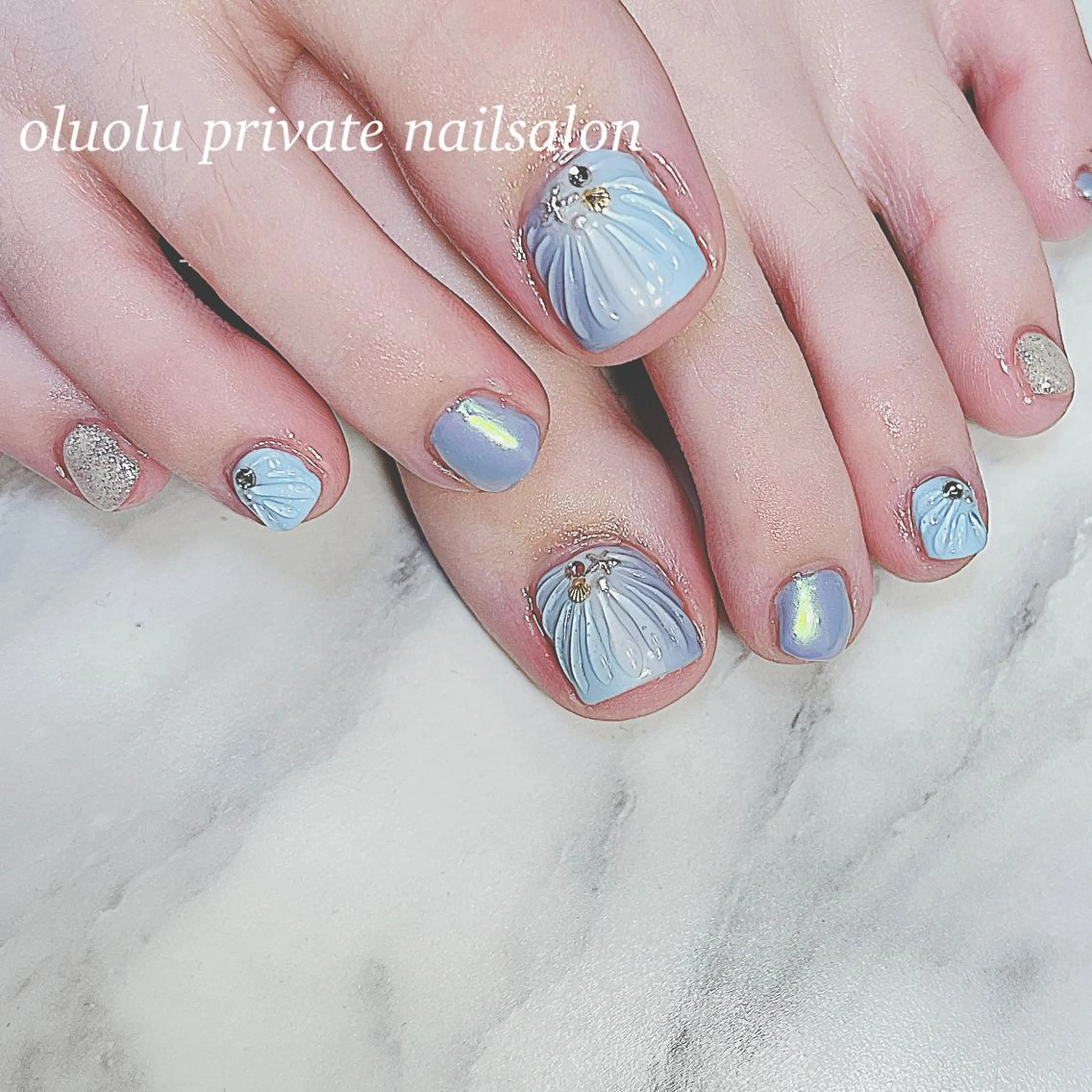 ネイル オーロラネイル フットネイル ジェルネイル グラデーション ニュアンスネイル フットネイル 大村 紬華のネイルデザイン