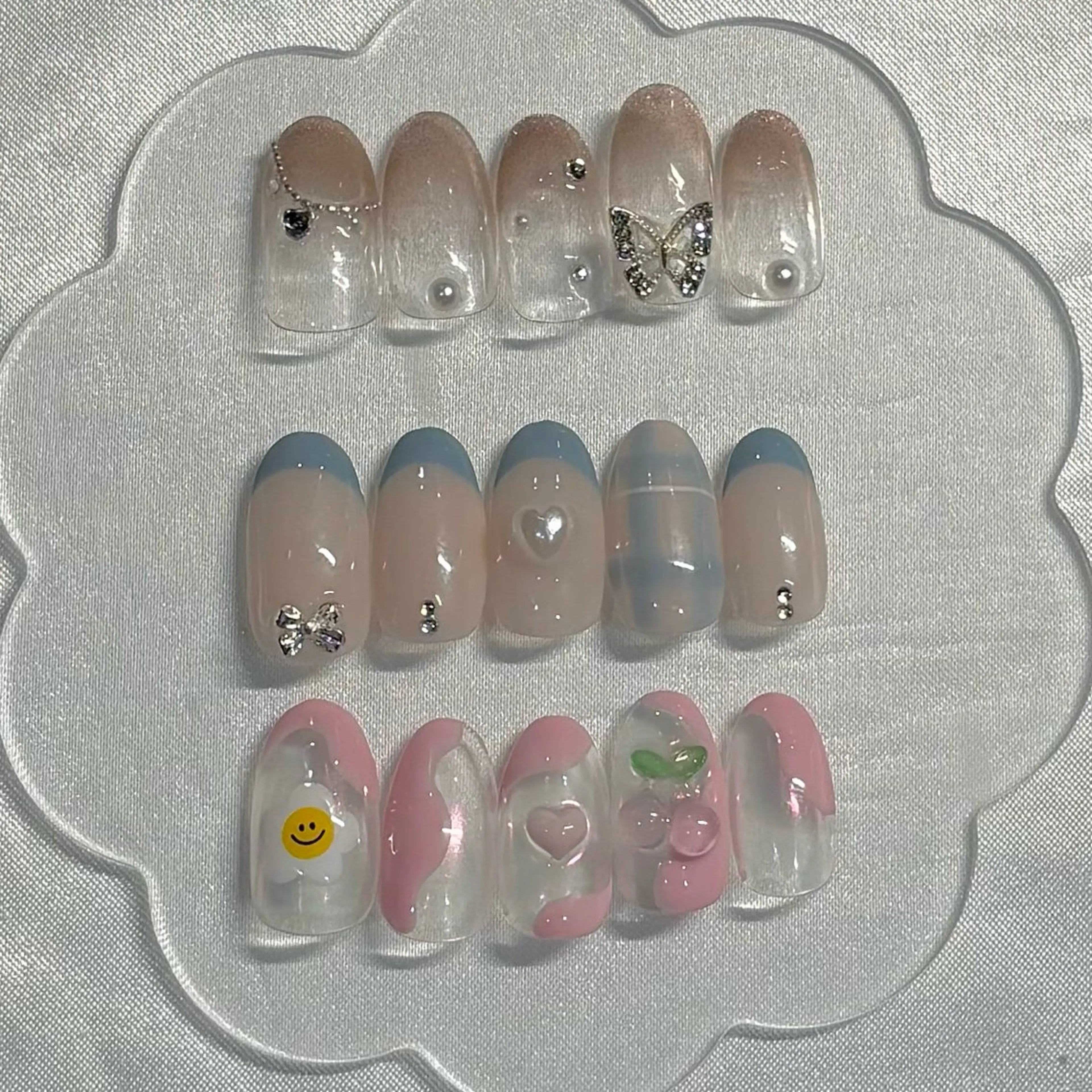 ネイル ガーリー ハンドネイル sharesalon    room59所属・nozomi 🌙のネイルデザイン