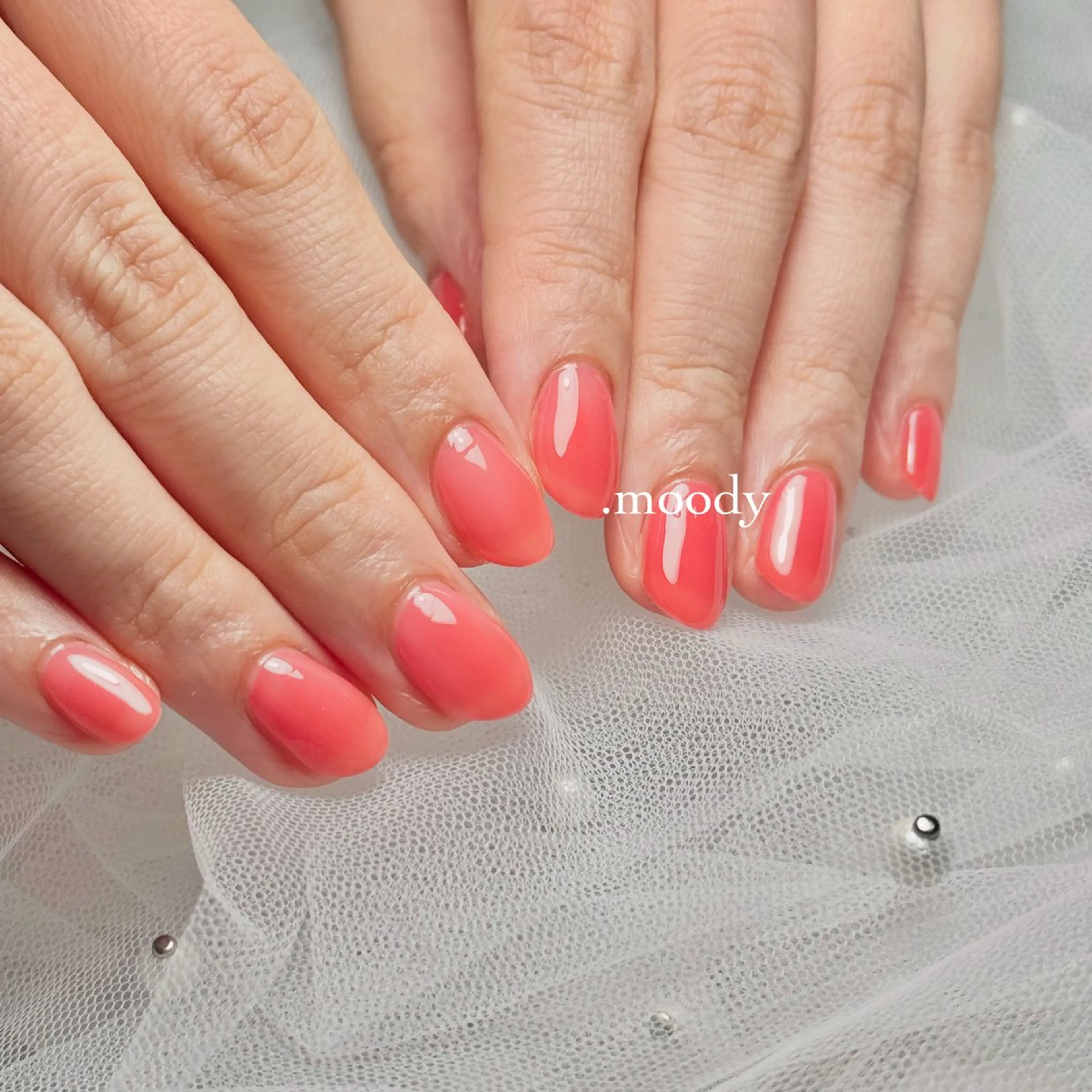 ネイル 赤色 .moody ナナのネイルデザイン