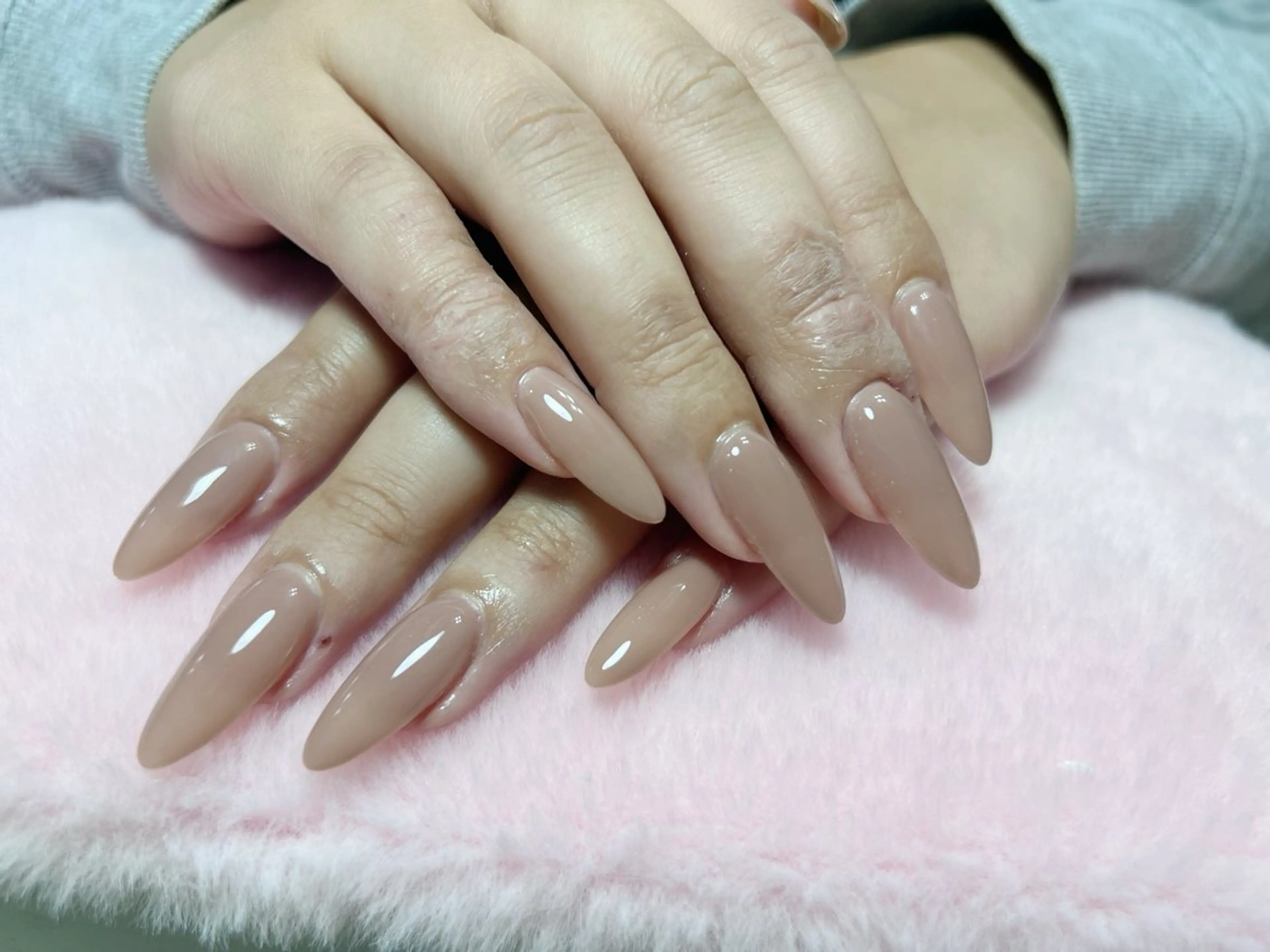 ネイル 長さ出し ワンカラーネイル ヒナネイルサロン所属・Hina ネイルサロンのネイルデザイン