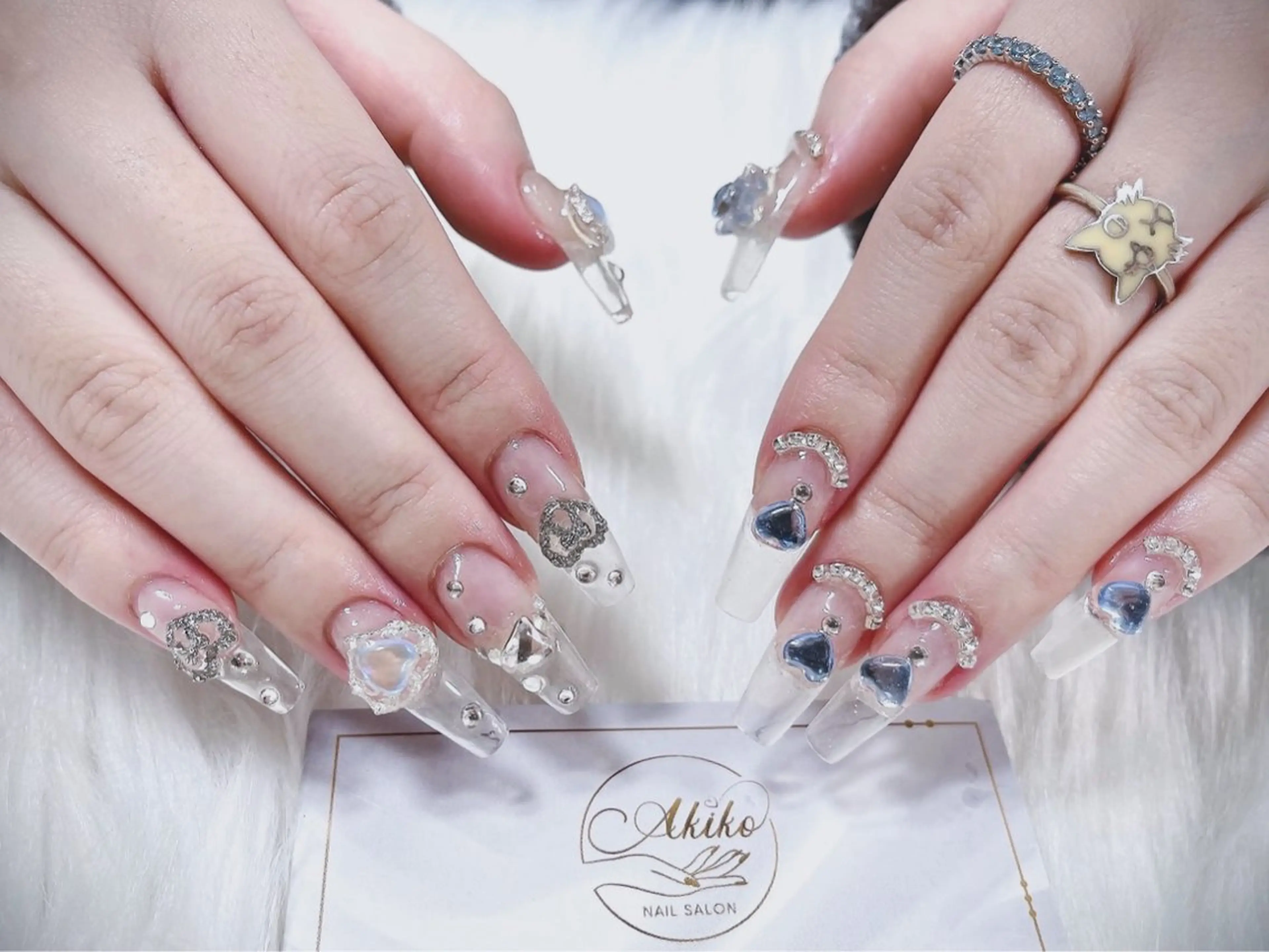 ネイル フットネイル ジェルネイル 韓国ネイル マグネットネイル 持ち込み ハンドネイル Akiko ネイルサロン所属・AKIKO ネイルサロンのネイルデザイン