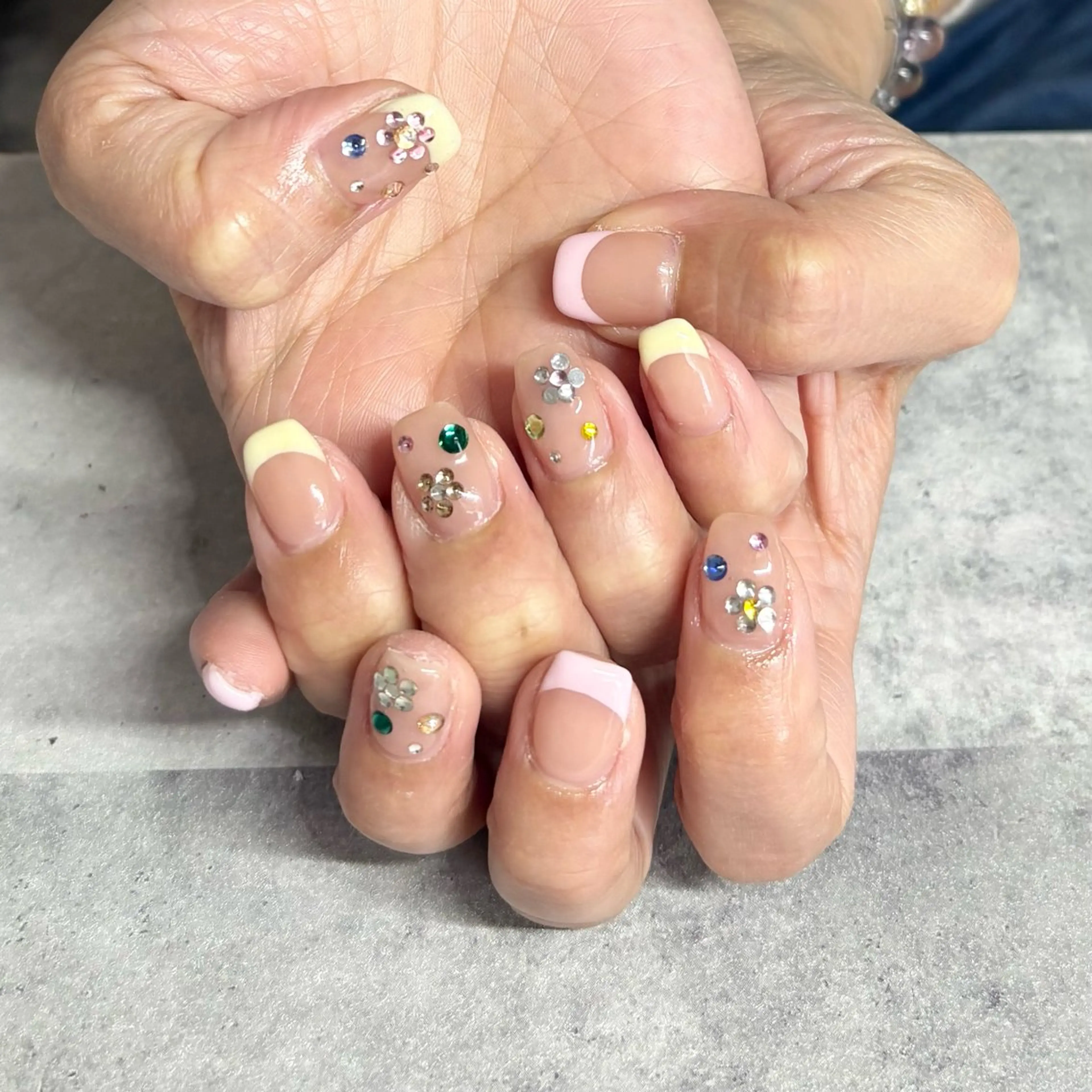 ネイル FELICE ﾌｪﾘｰﾁｪのネイルデザイン