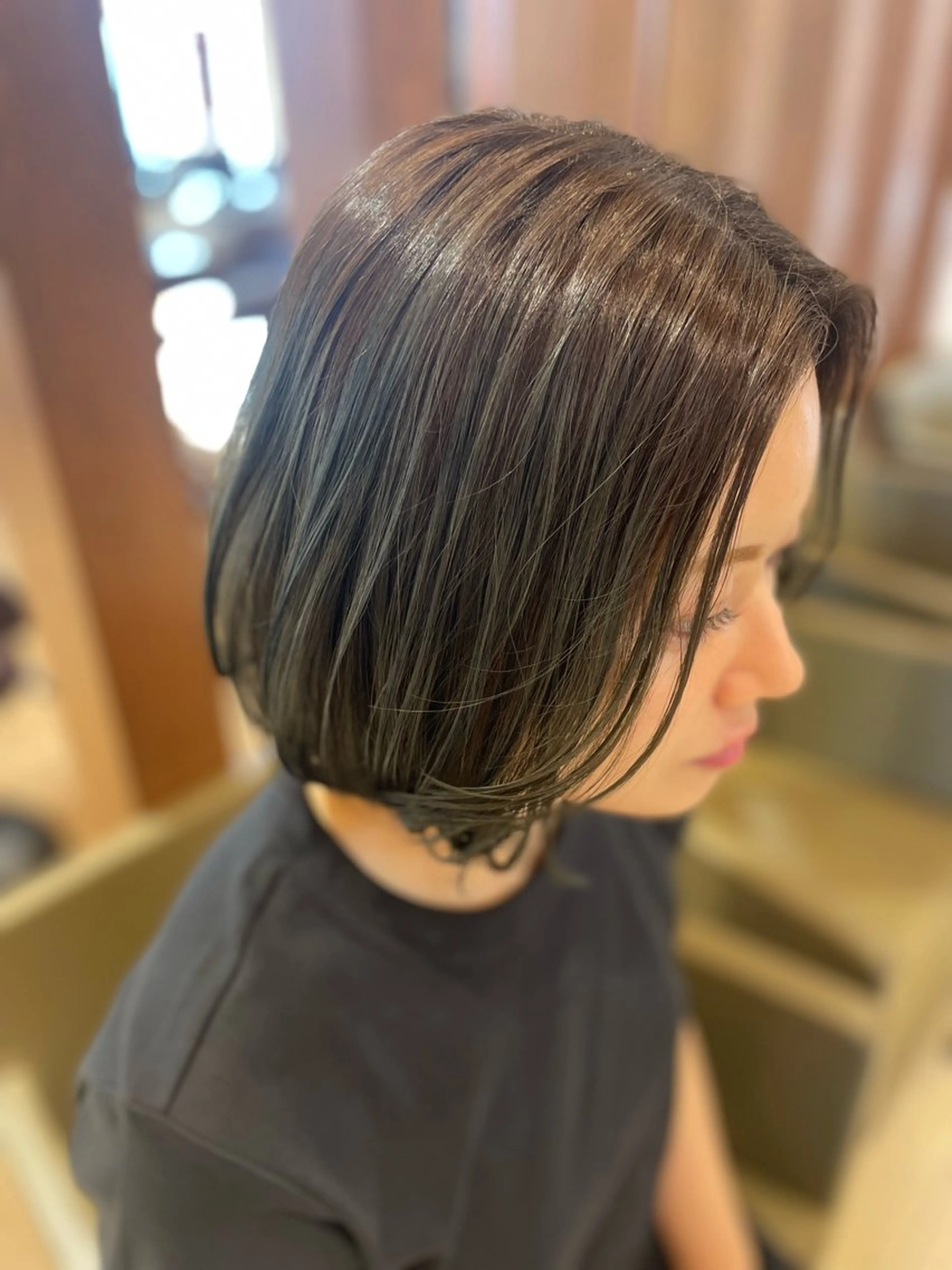 ミディアム カット ヘアカラー 仙石 愛のヘアスタイル