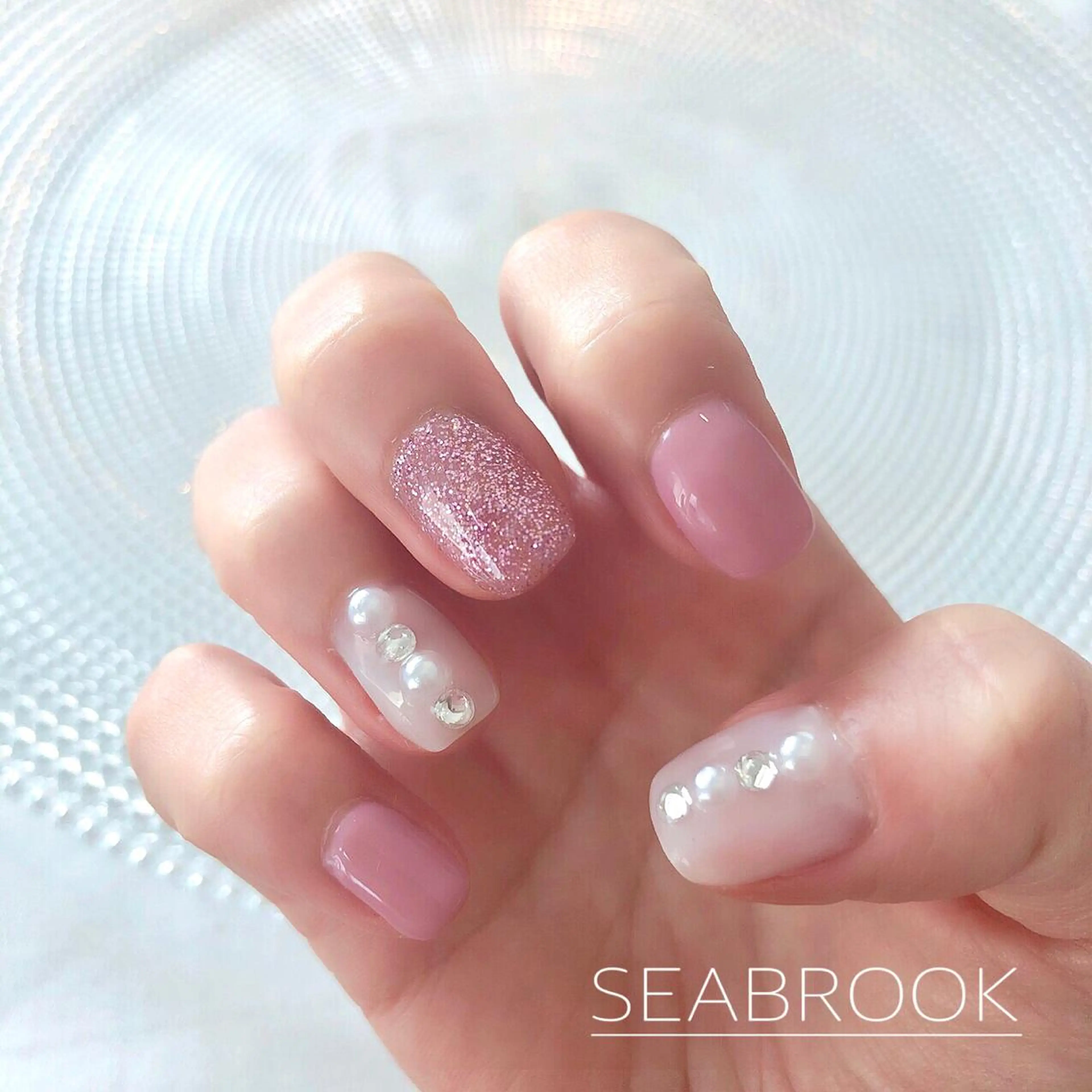 ネイル 鈴木 奈穂子のネイルデザイン