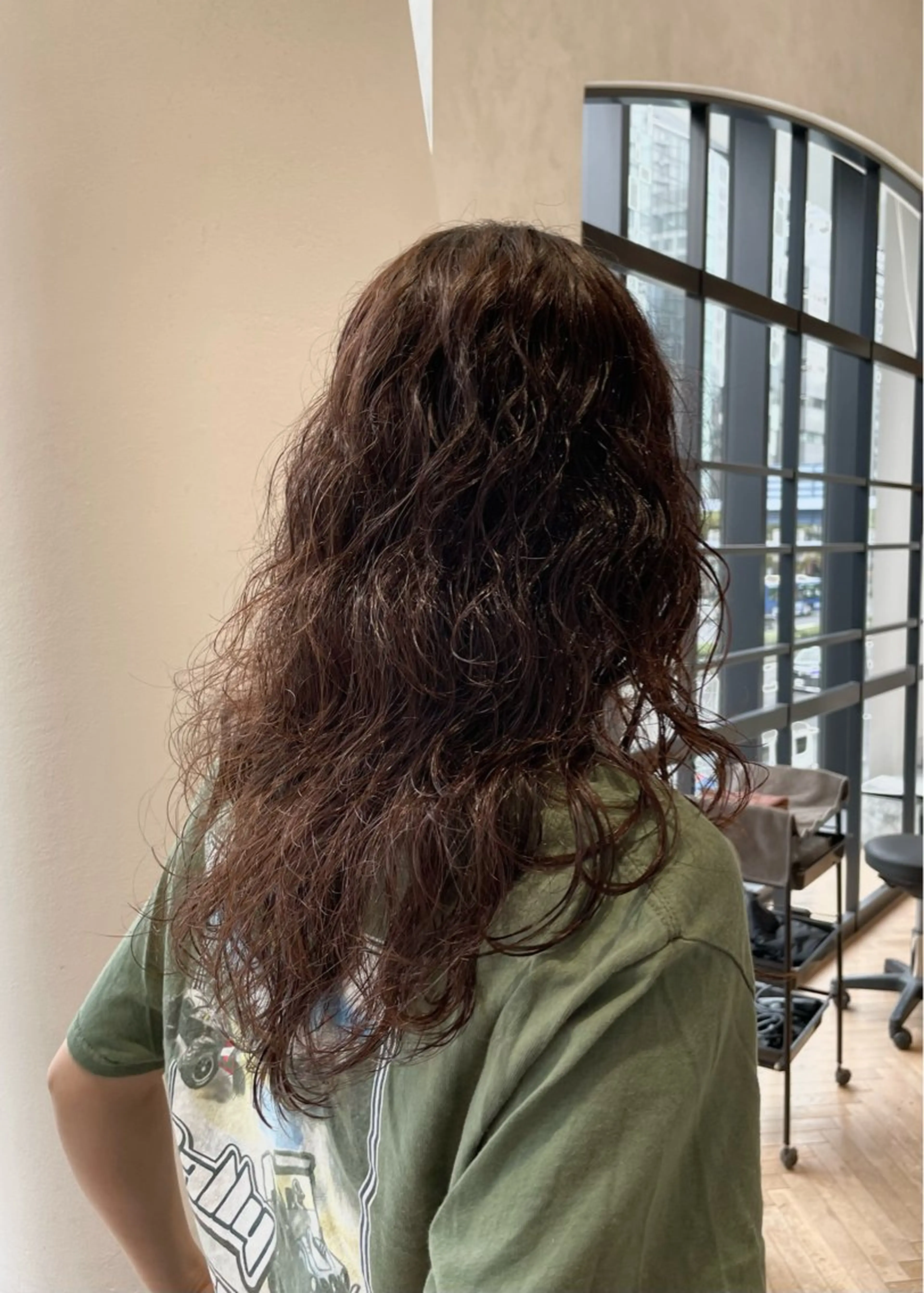 ロング パーマ カット パーマ ELLE salon サエのヘアスタイル