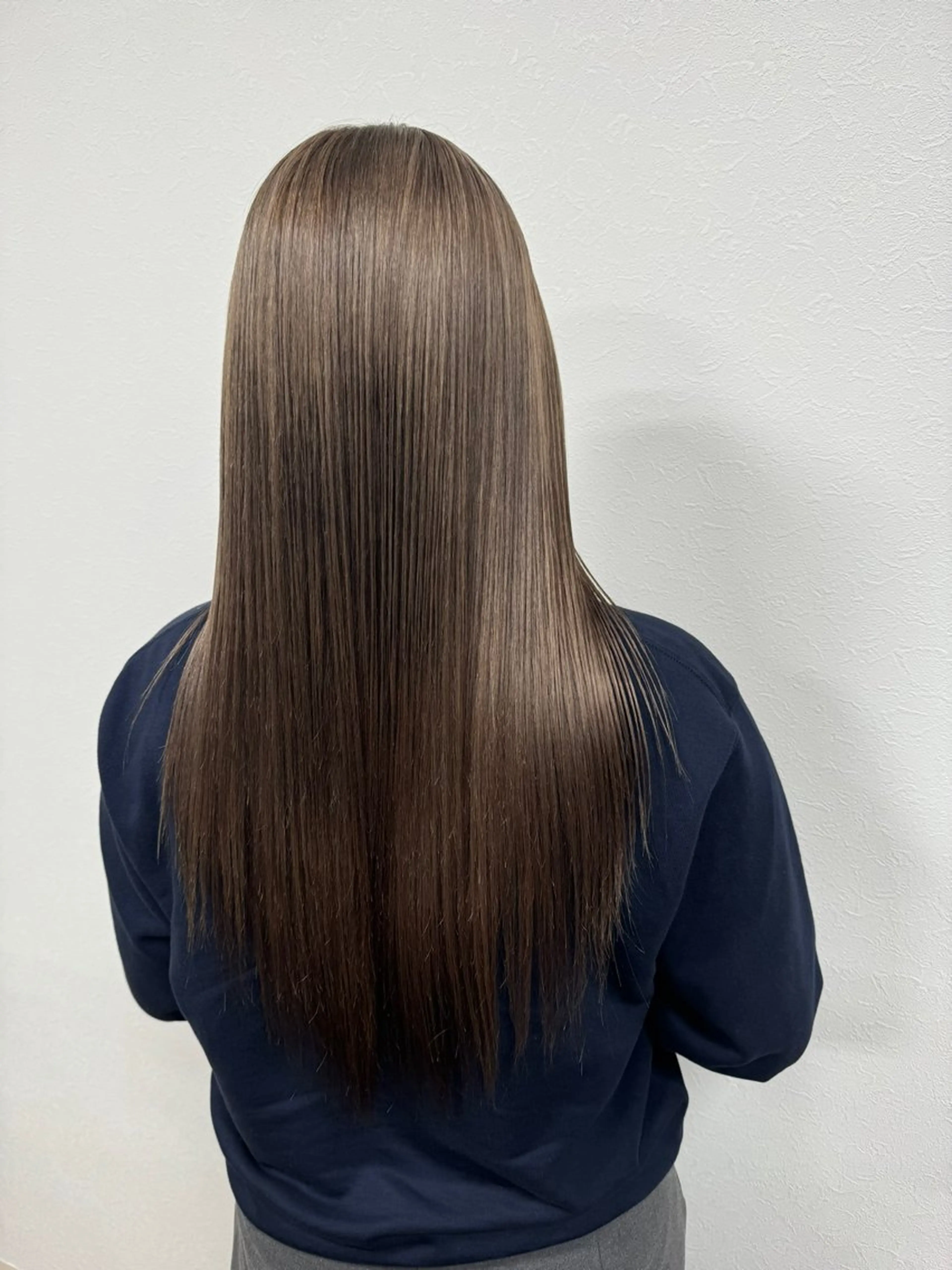 カラー ブリーチ ダブルカラー グレージュ ヘアカラー トリートメント 辻 泰之のヘアスタイル