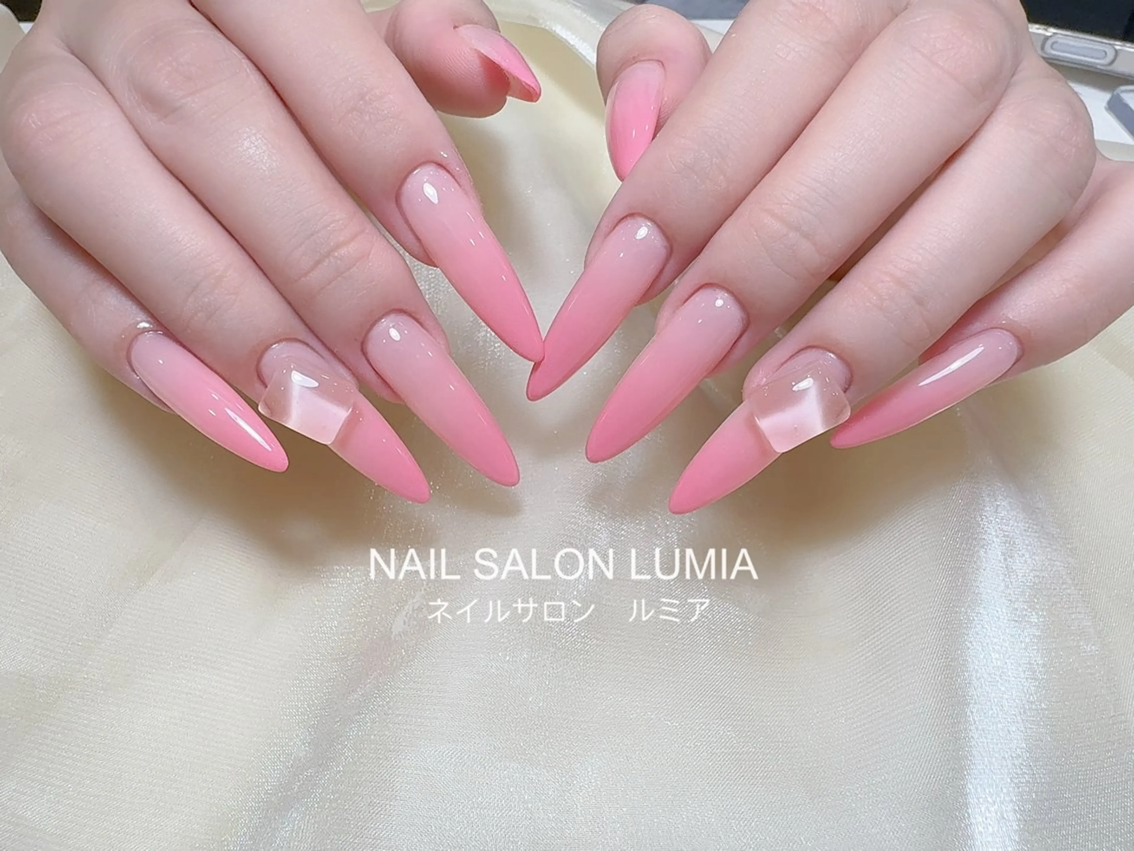 ネイル ハンドネイル ネイルサロン ルミア Lumia 店長のネイルデザイン