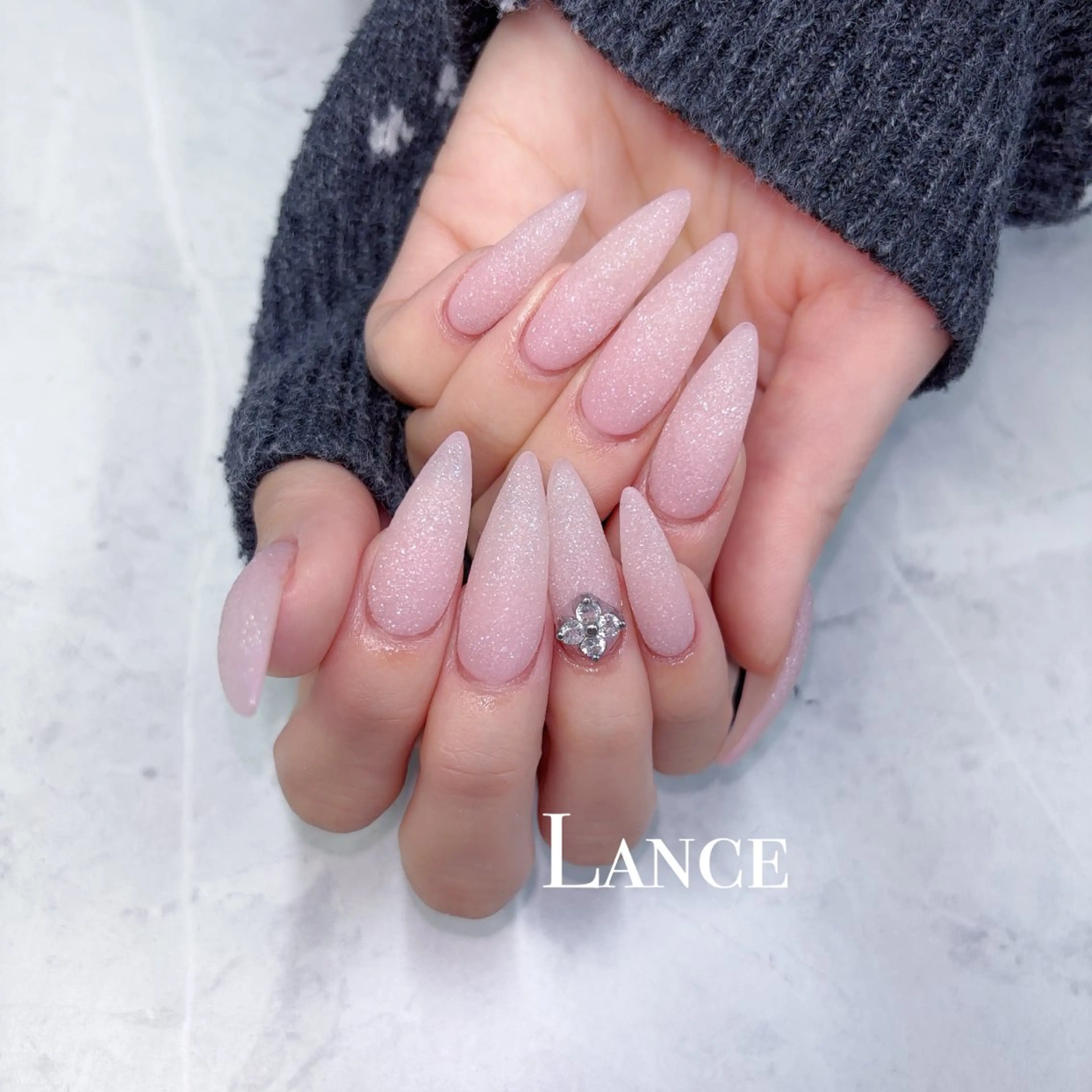 ネイル 韓国ネイル ワンホンネイル 冬ネイル ハンドネイル Lance nailのネイルデザイン