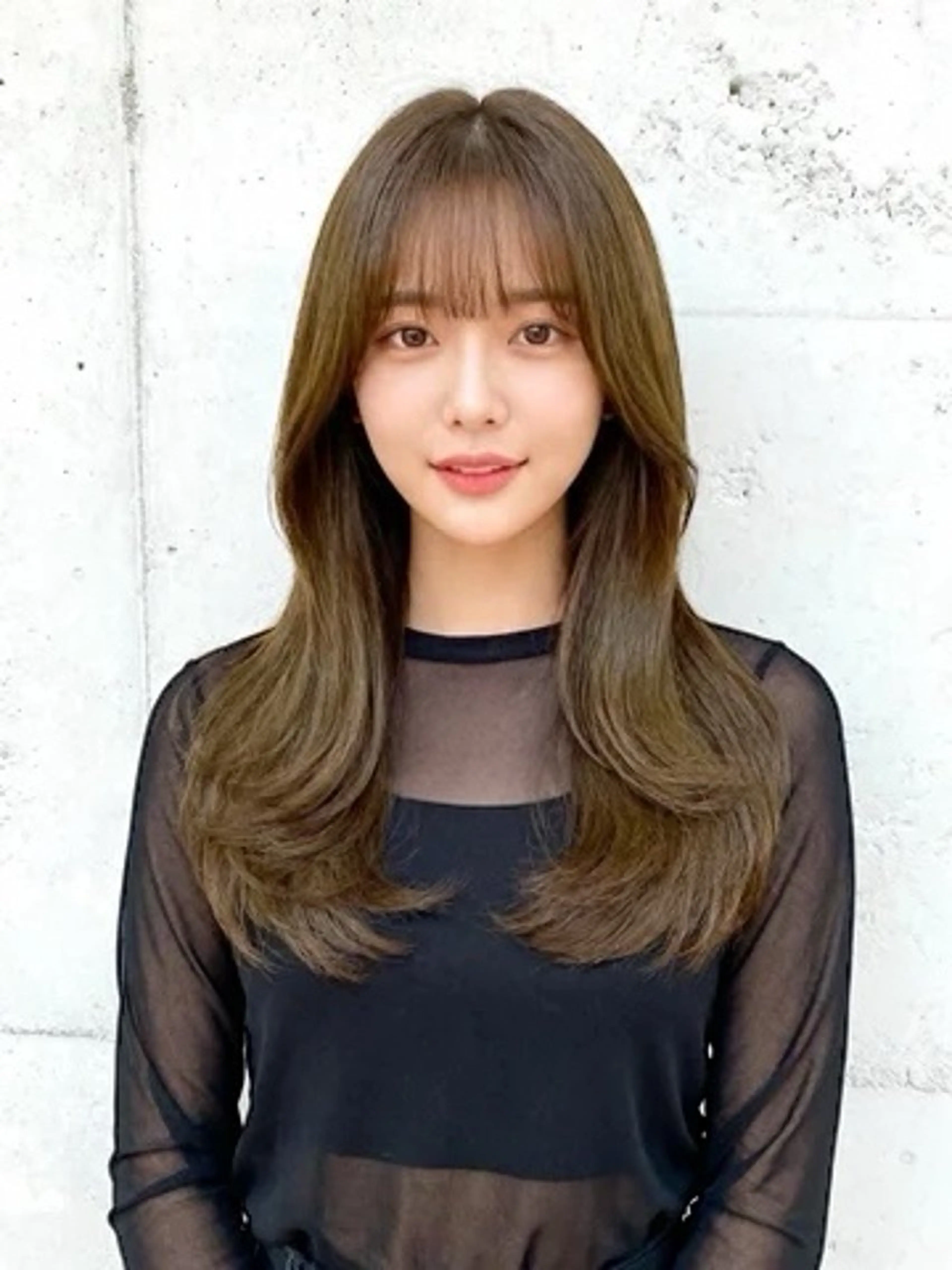 ロング カラー ロングレイヤー アディクシーカラー 透明感カラー くびれヘア 顔まわりレイヤー カット ヘアカラー トリートメント 韓国レイヤーカット 🫧大阪梅田レイヤーのヘアスタイル