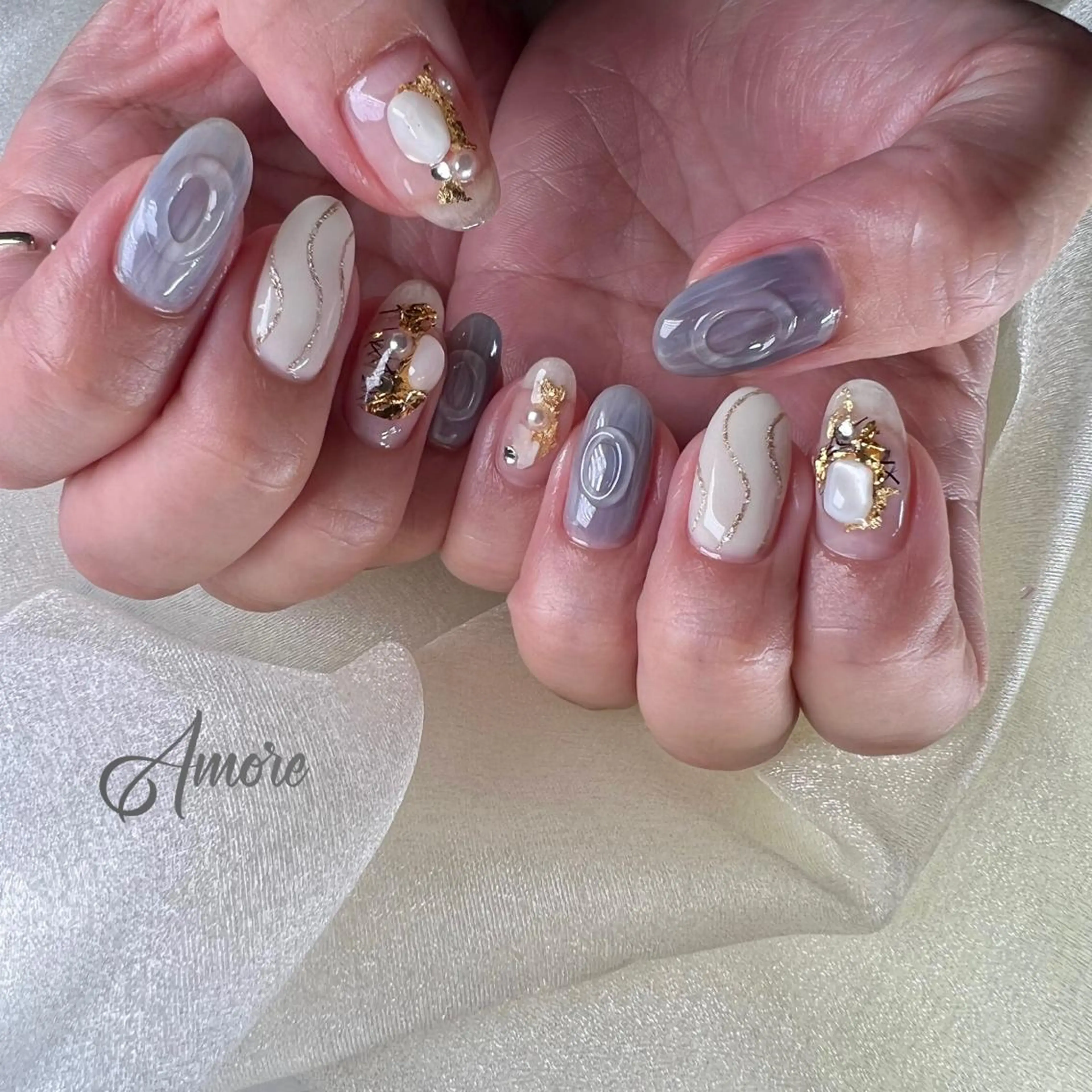 ネイル ジェルネイル 氷ネイル・うるうるネイル マグネットネイル ミラーネイル ニュアンスネイル You kyehwaのネイルデザイン