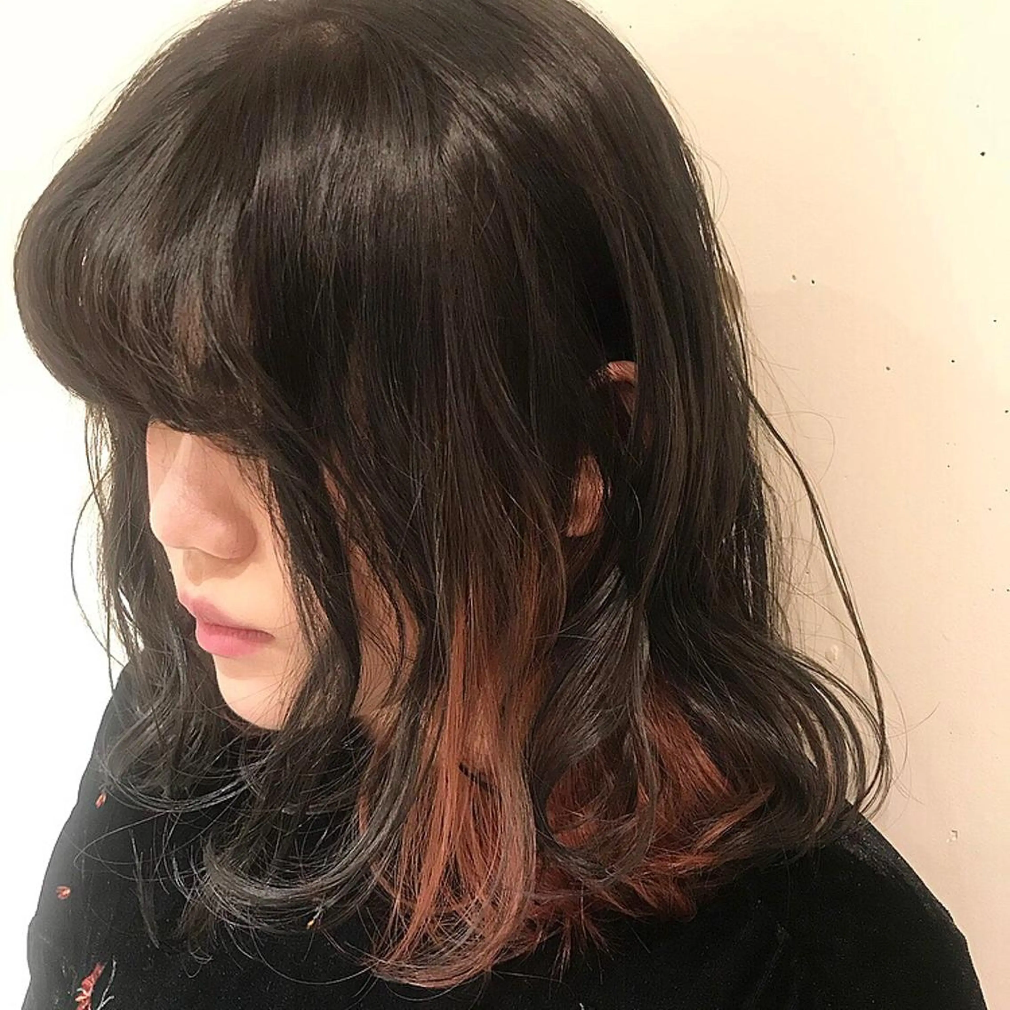 ミディアム カラー スナコザワ レナのヘアスタイル