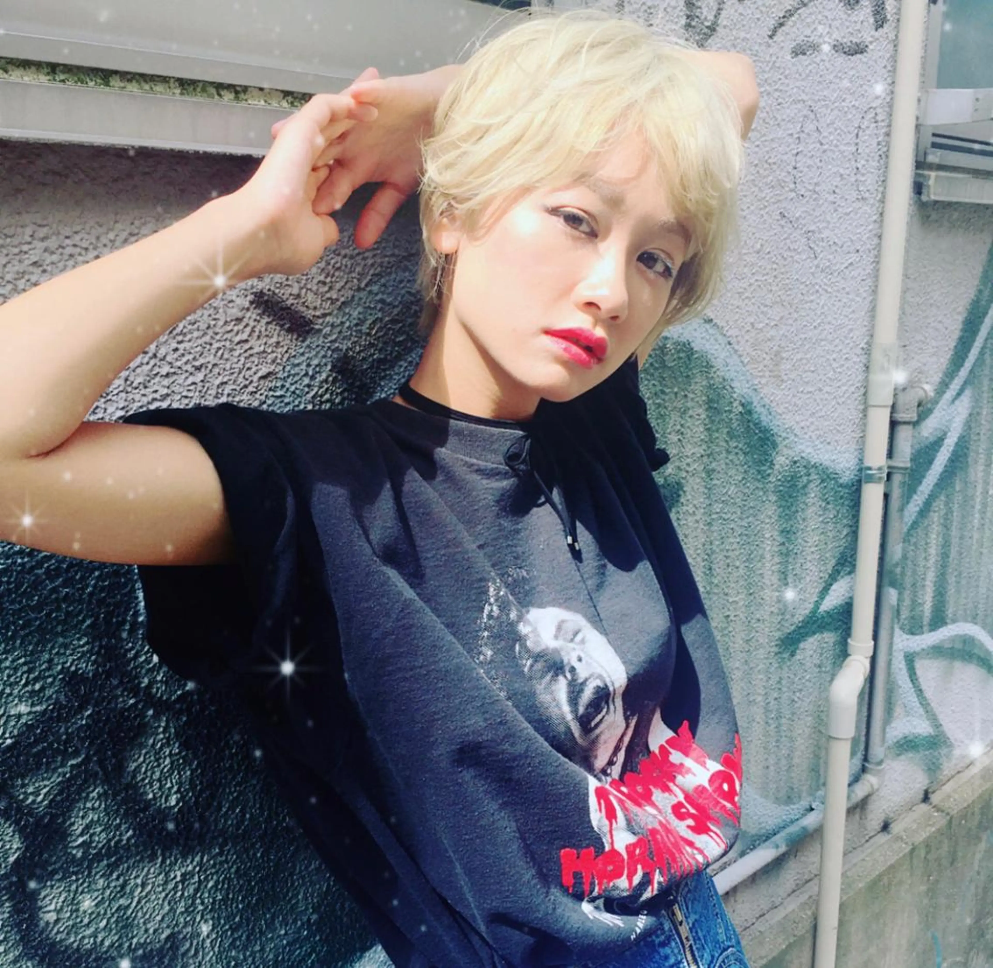 ショート ウルフカット／吉村 桃子のヘアスタイル