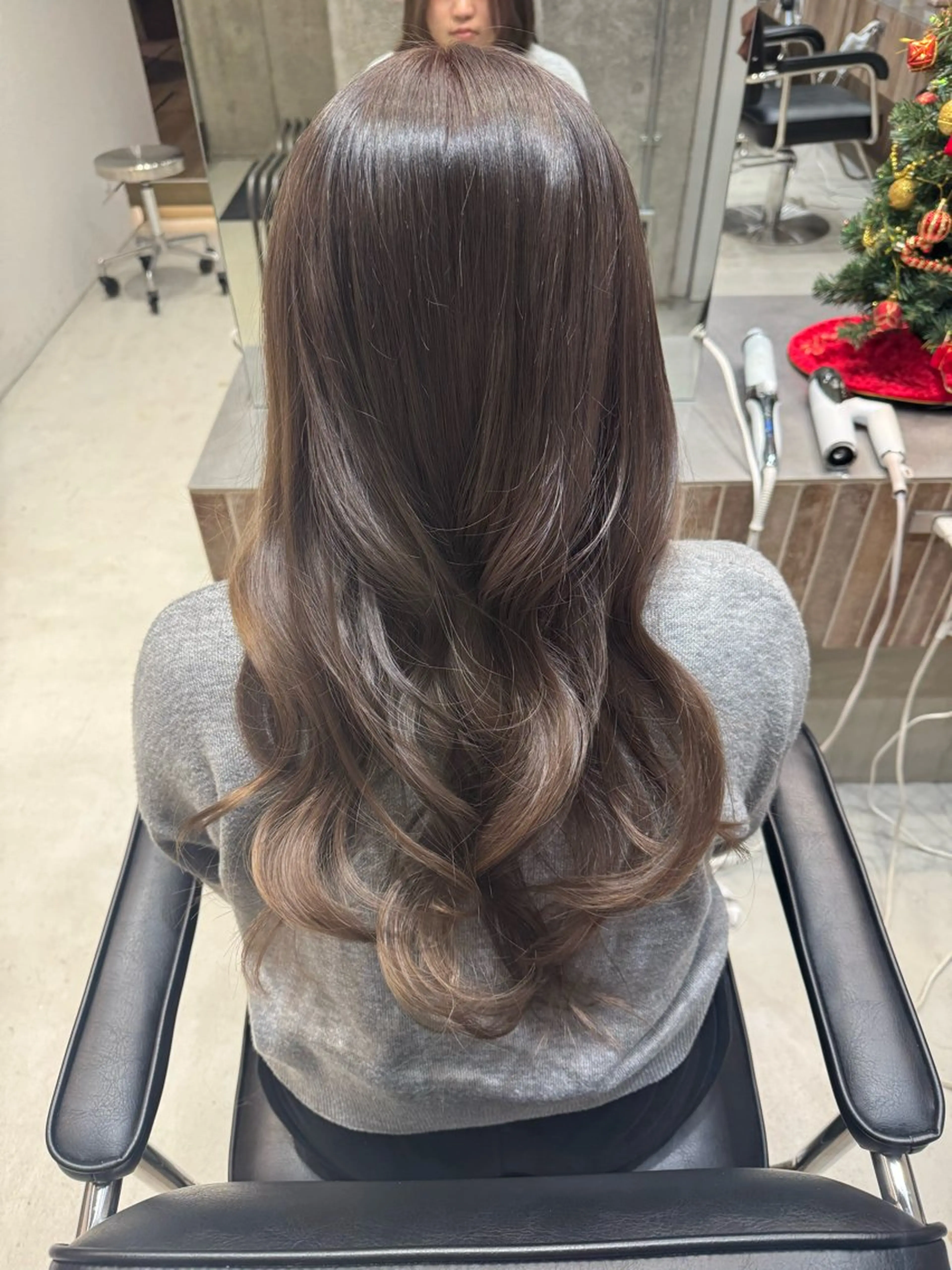 ロング カラー グレージュ ミルクティーグレージュ モデル募集中 🫧こうめ🫧のヘアスタイル