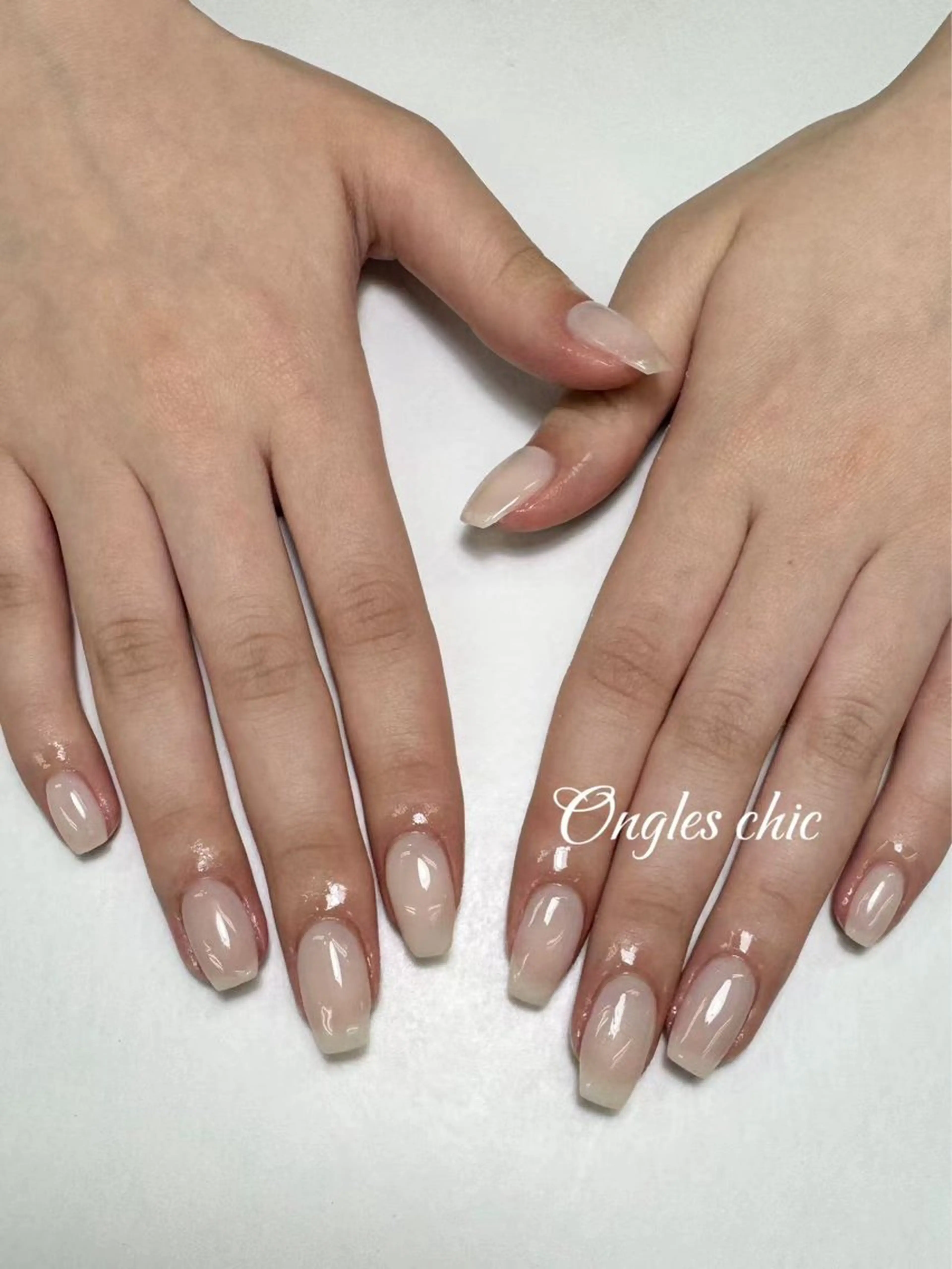 ネイル ハンドネイル ハンドケア ongles chicのネイルデザイン