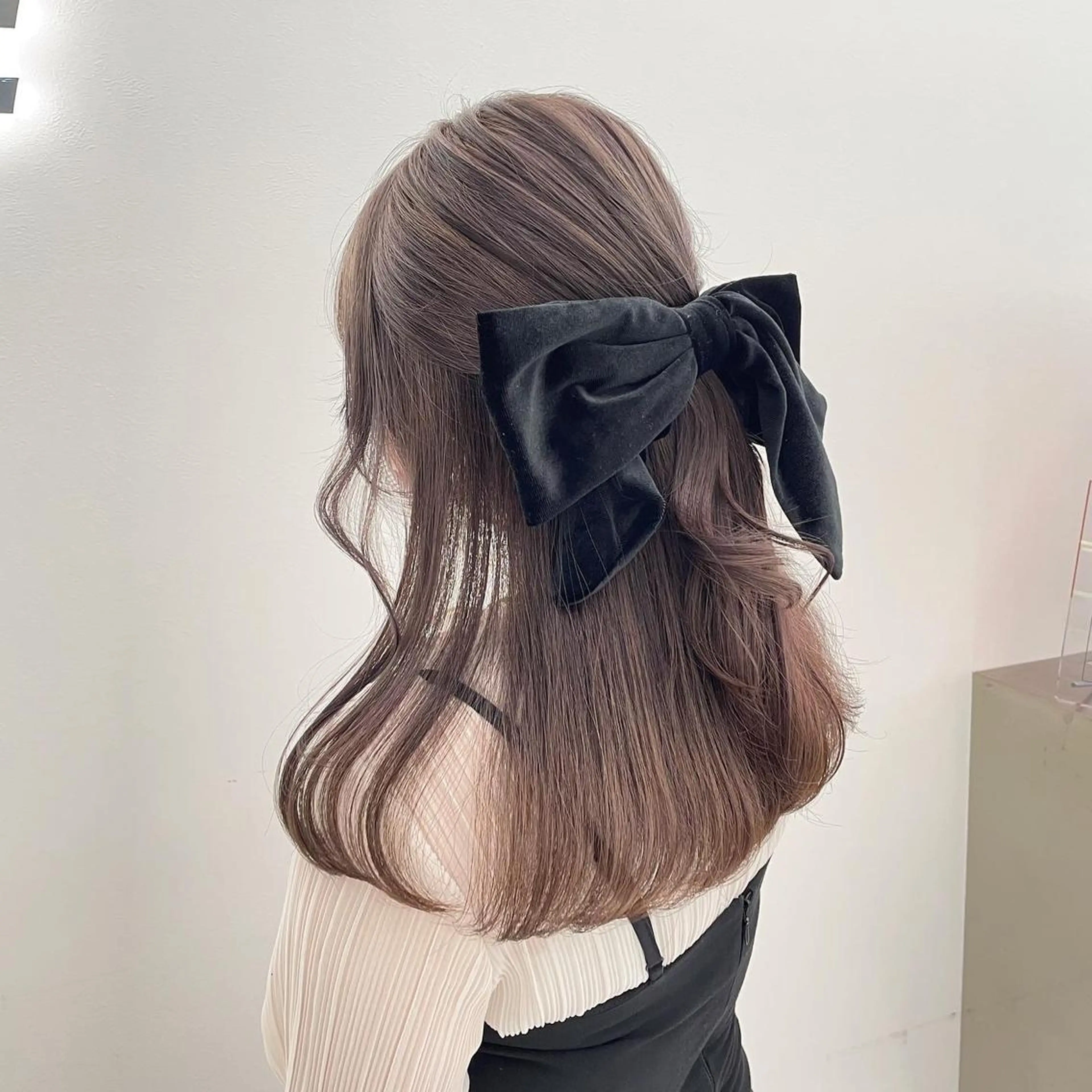 セミロング 淡色ラベンダー♡ ニーナ🎀🦙のヘアスタイル