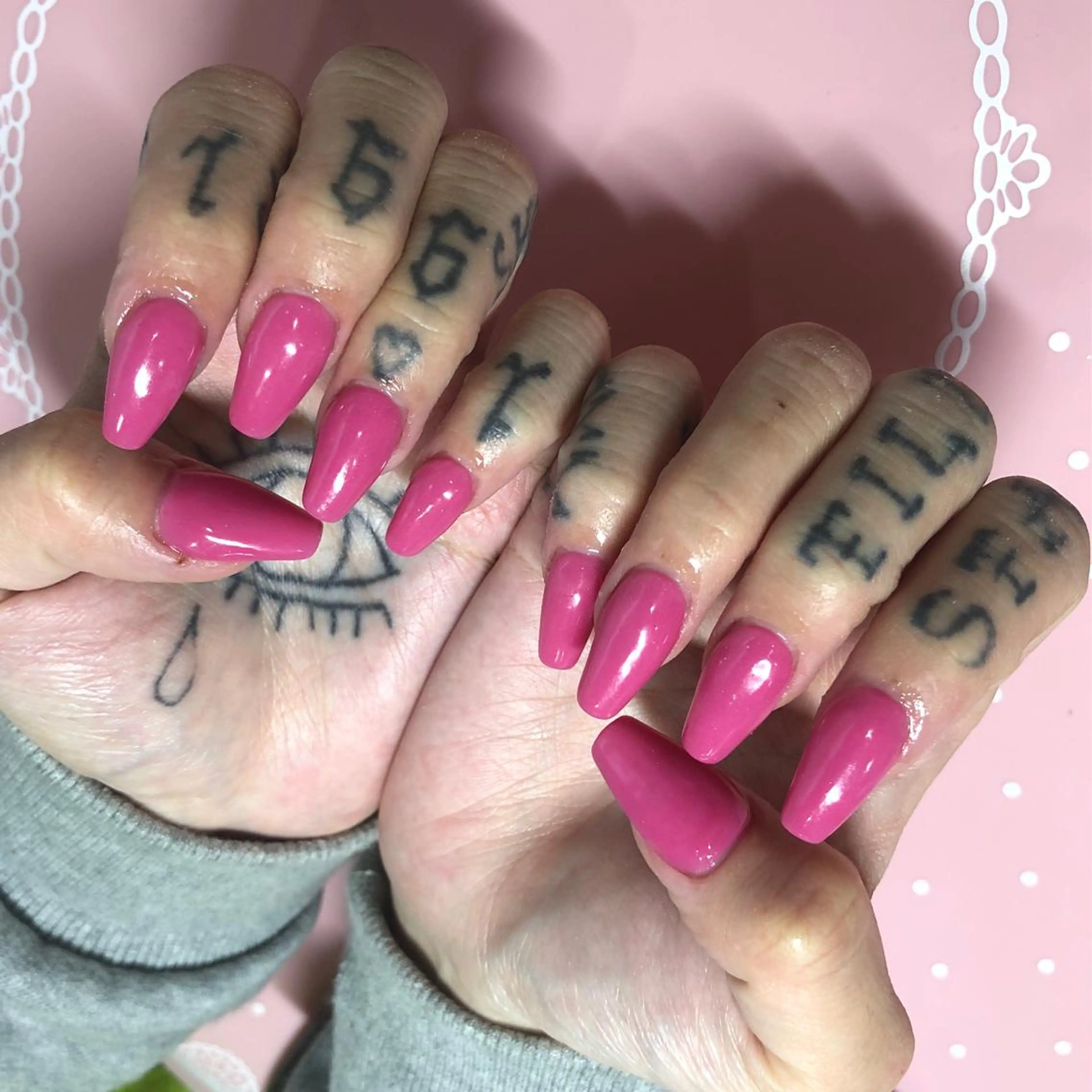 ミディアム ネイル 《LB》ラブリエ Nail&eyeのマツエク・マツパデザイン
