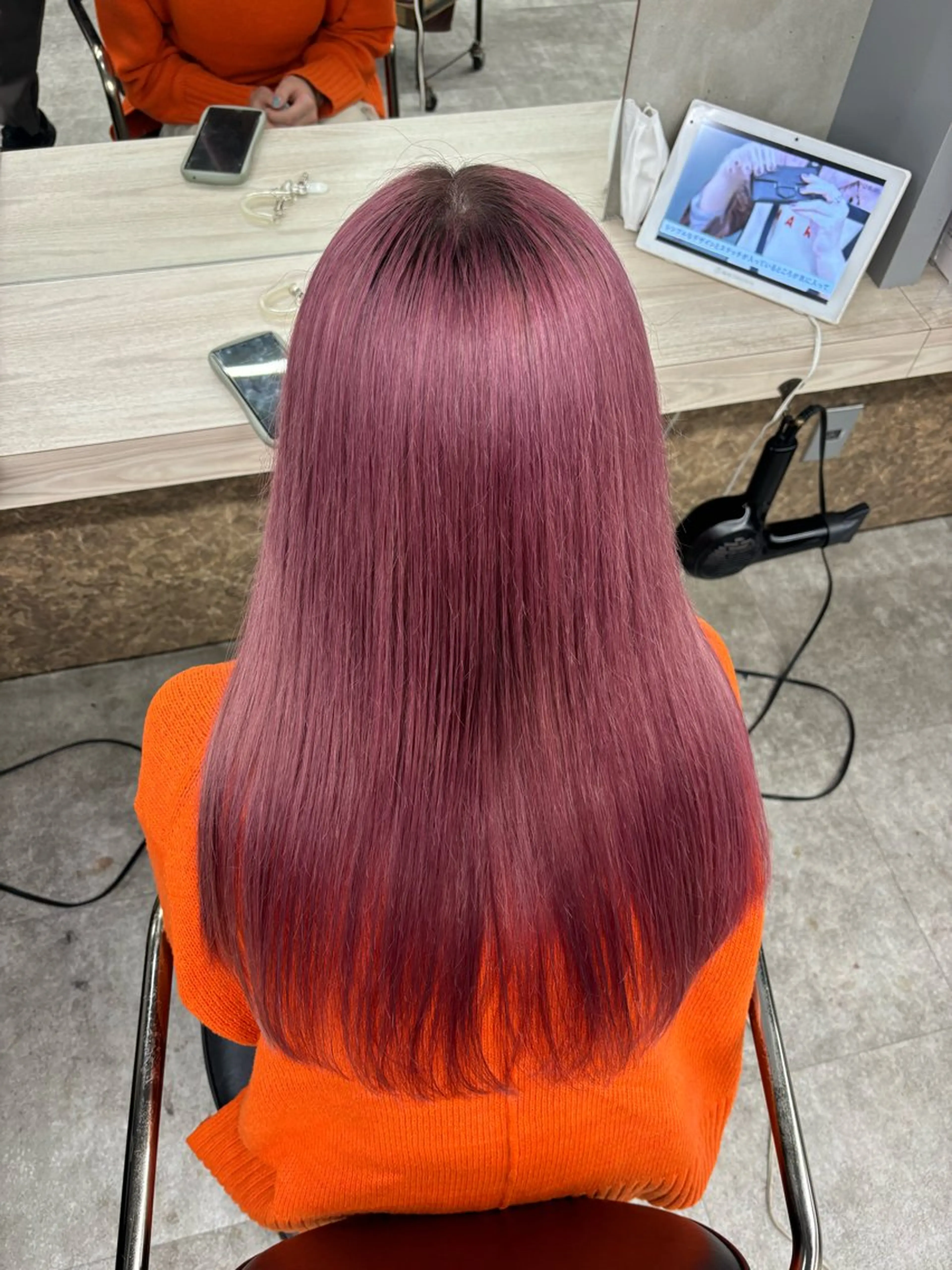 セミロング カット ヘアカラー トリートメント teN+by ambleluxeのヘアスタイル