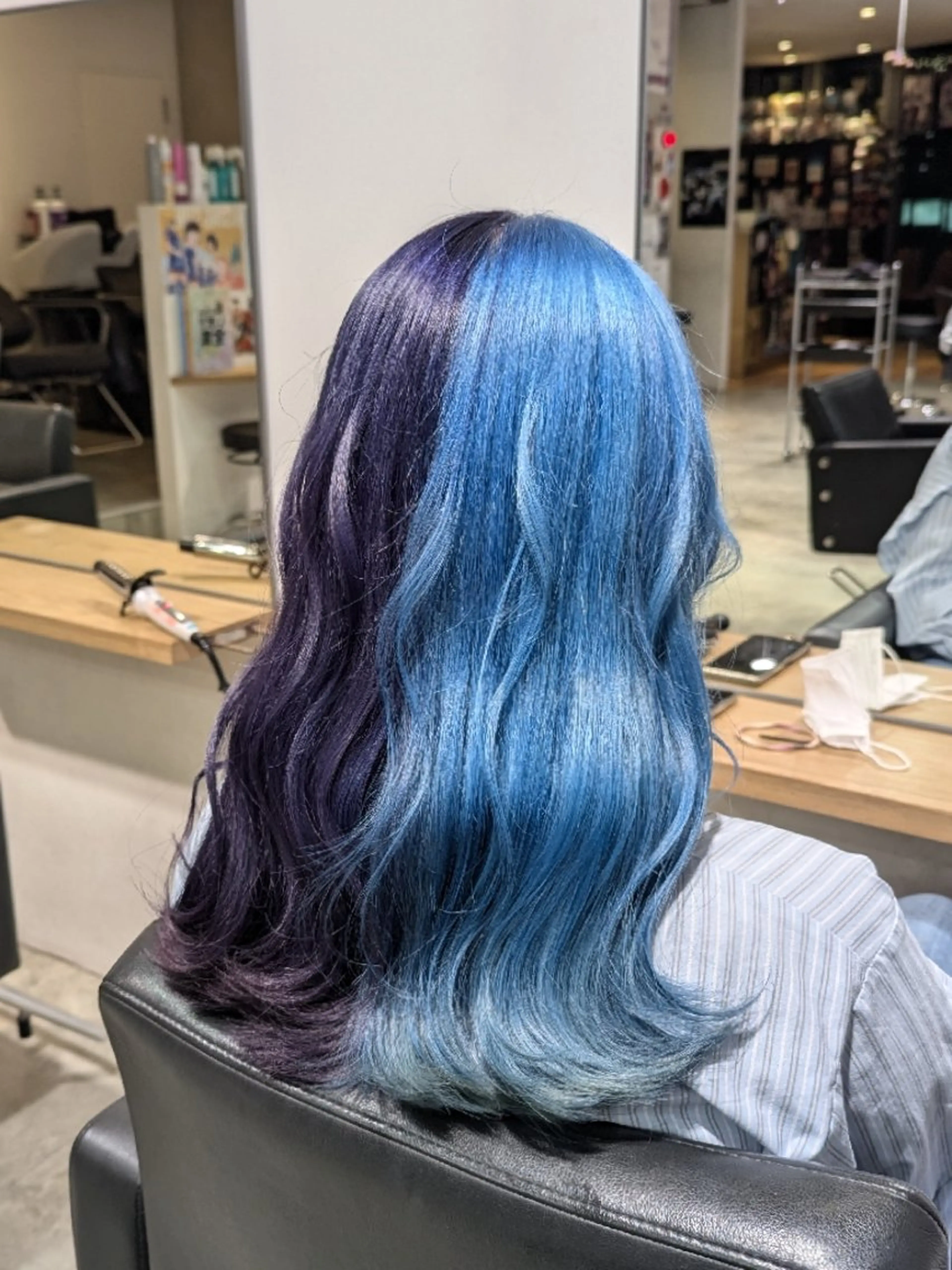 セミロング 推しカラー🦉にじさ んじカラー🌈🕒✨のヘアスタイル