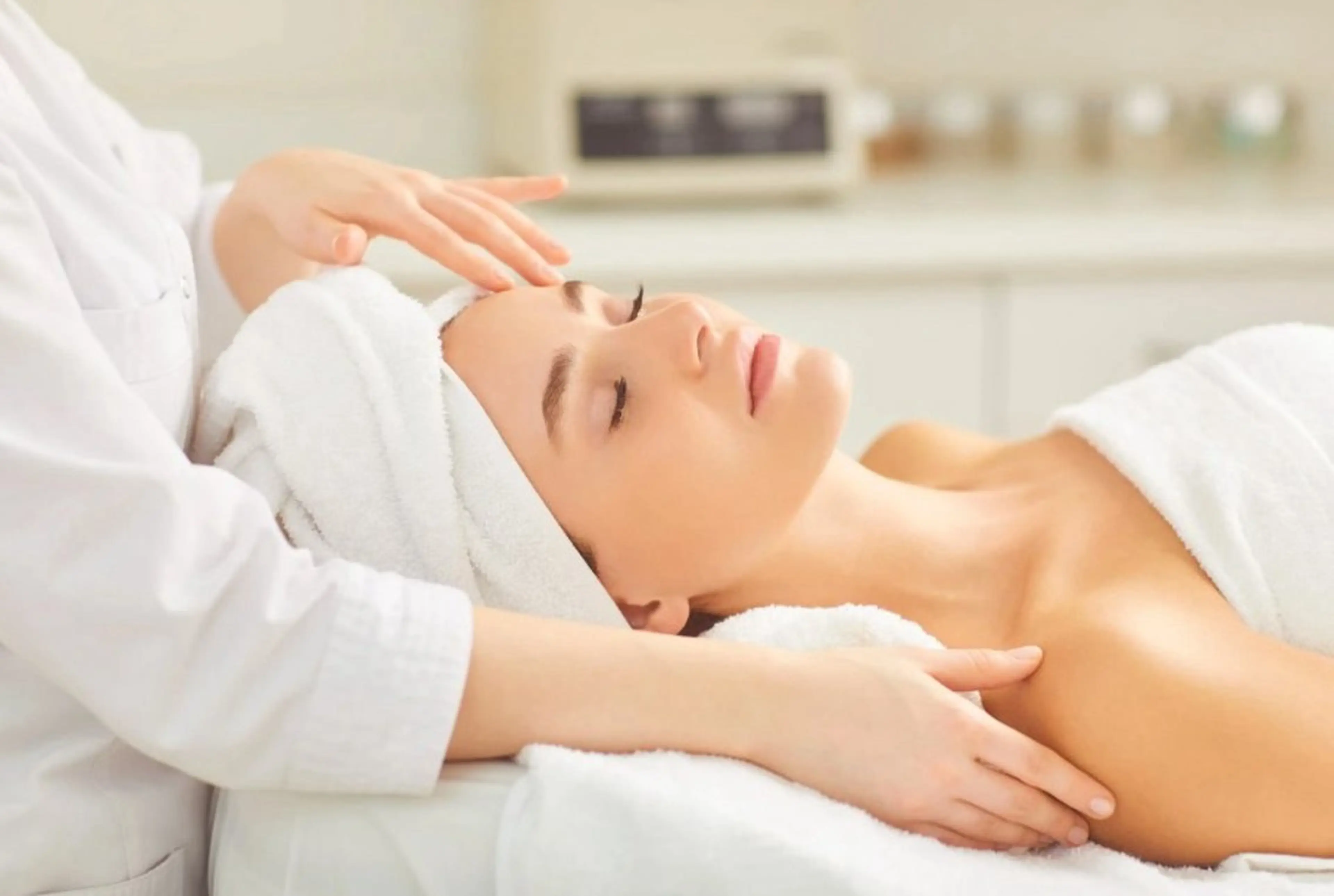 ♦️美容医療考えている方ちょっと待って🖐️♦️５０代からでも遅くないエイジングケアコースの写真