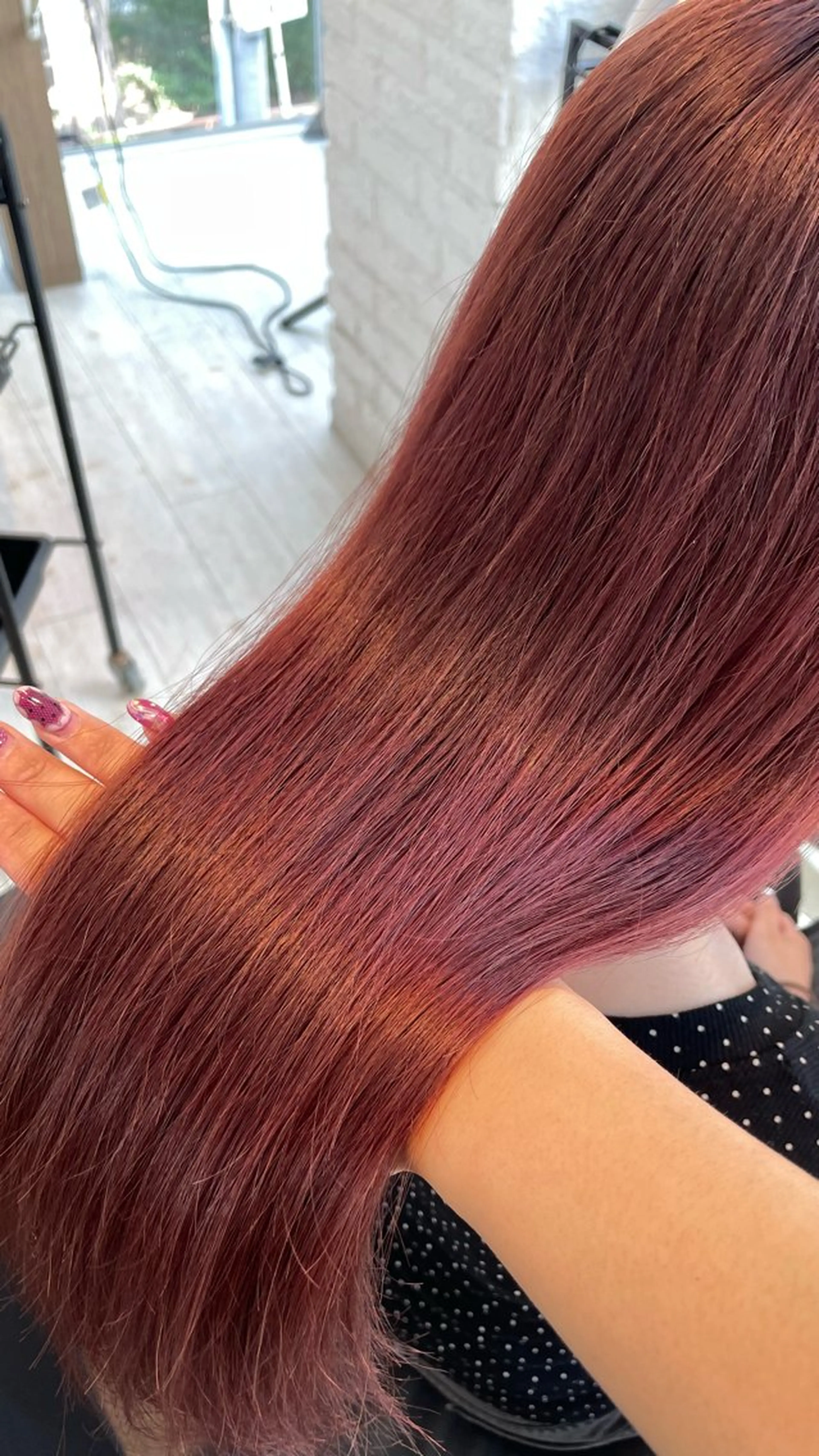 ロング カラー カット ヘアカラー トリートメント ブリーチ/髪質改善/ ハイトーン/暖色のヘアスタイル