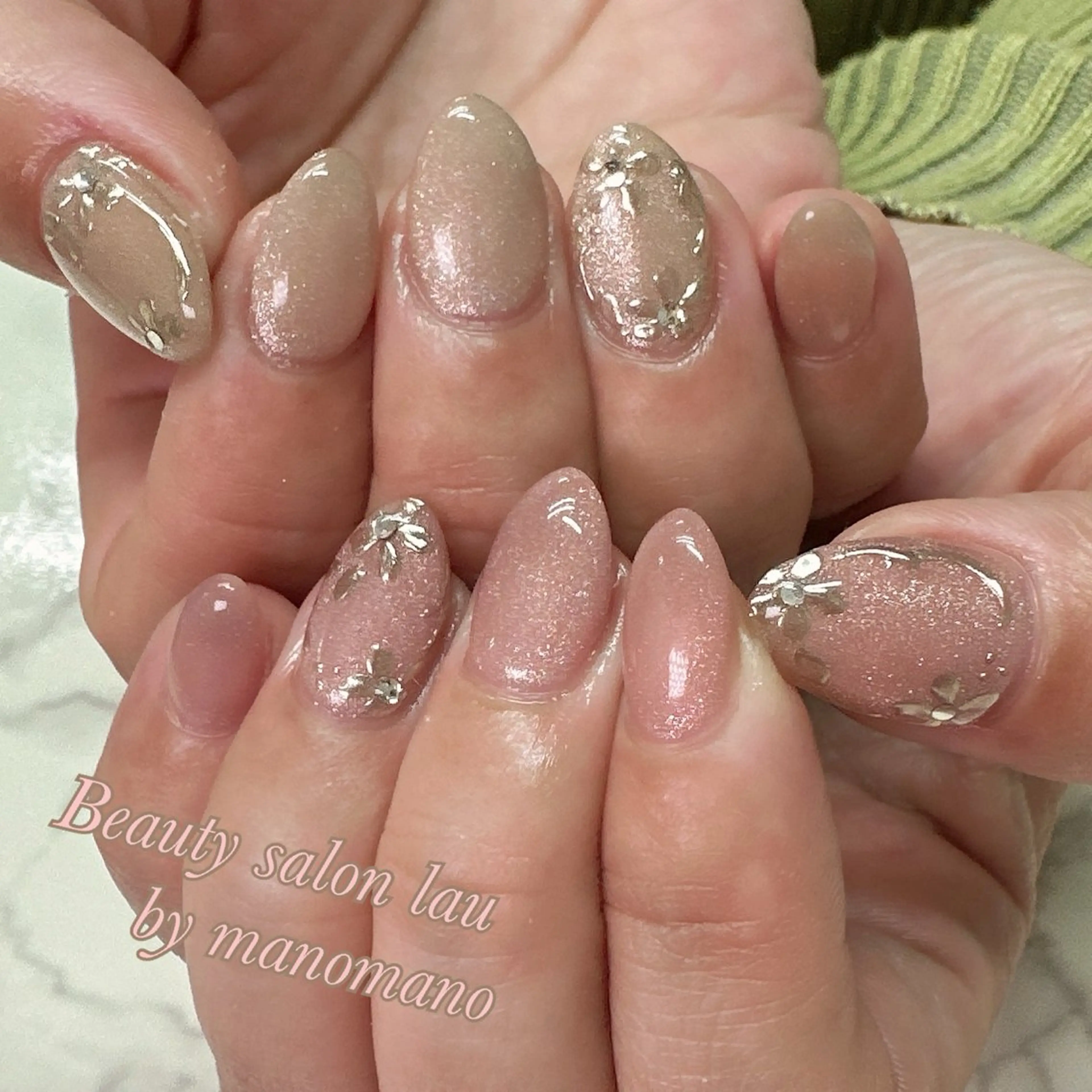 ネイル ハンドネイル ラウバイマノマノ なかざとのネイルデザイン