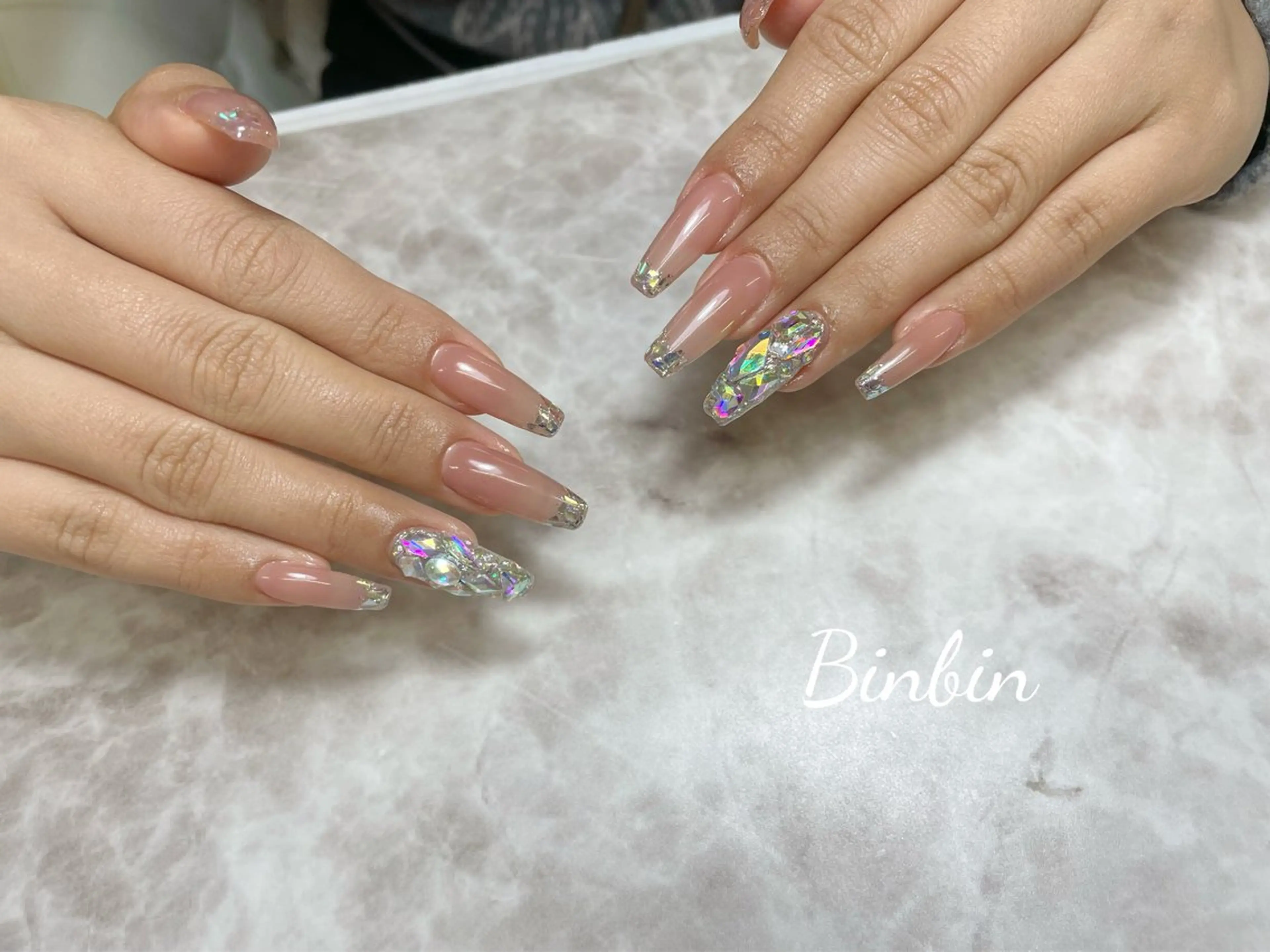 ネイル ハンドネイル Bin Binのネイルデザイン