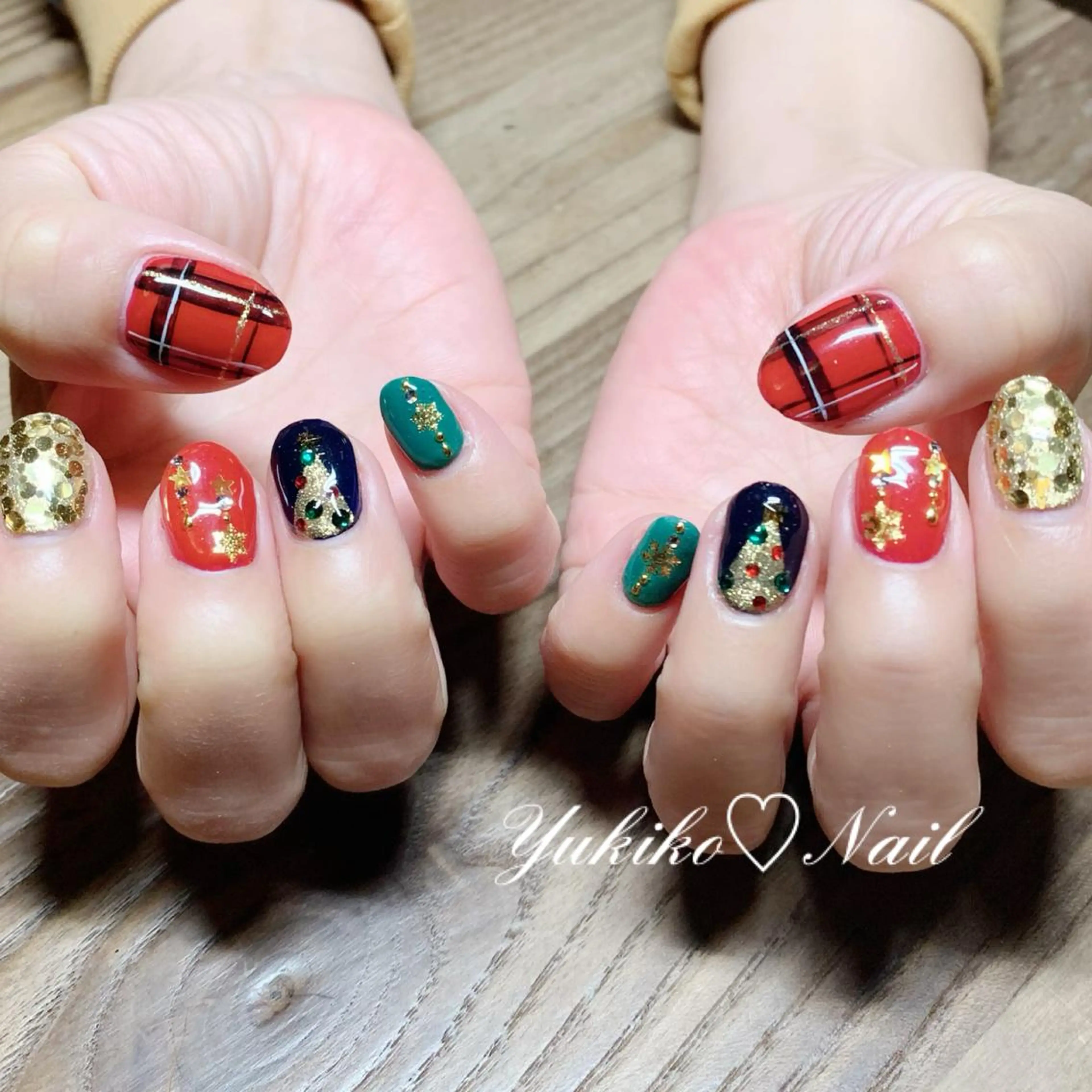 ネイル 持ち込み 冬ネイル クリスマス ユキコ ネイルのネイルデザイン