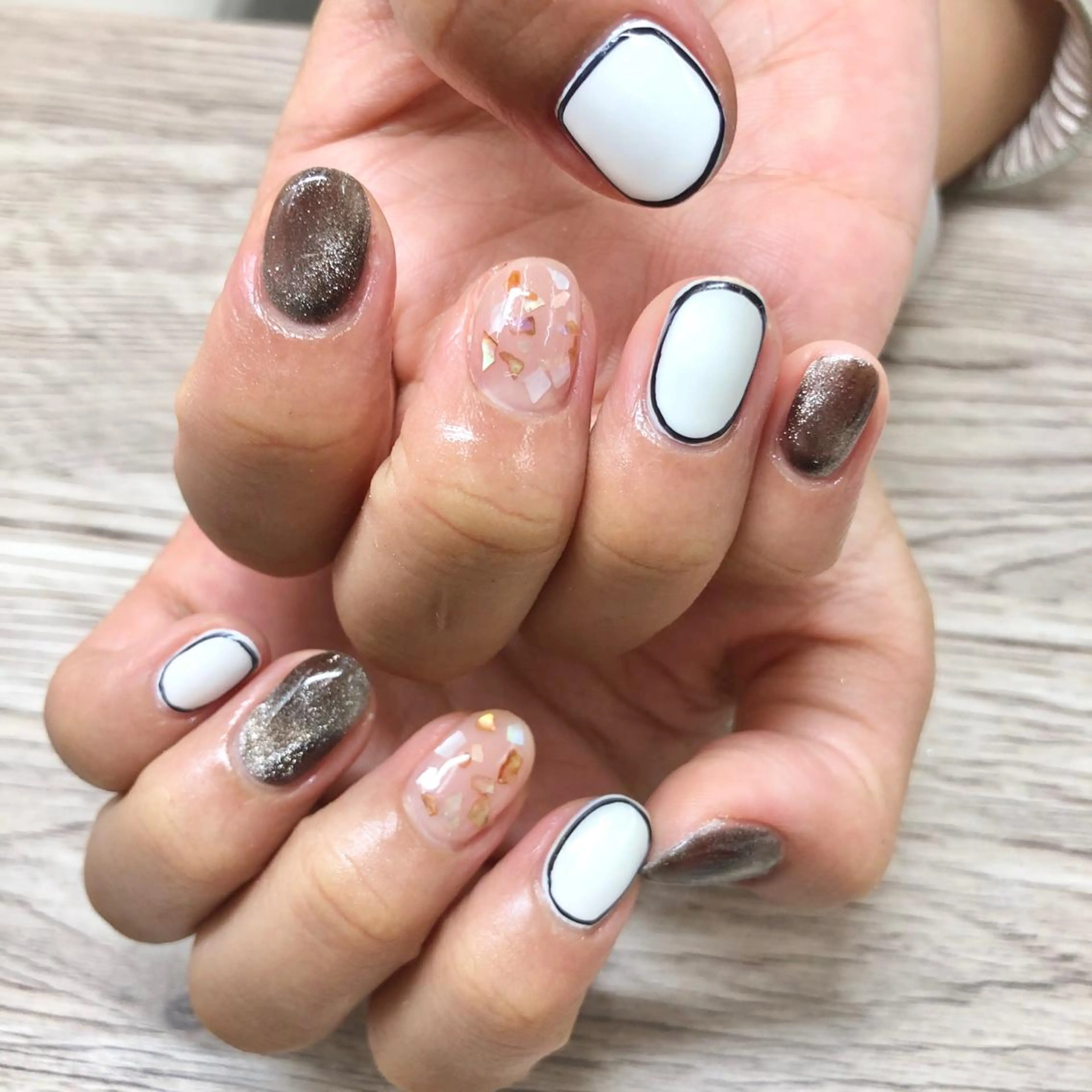 ネイル マグネットネイル ニュアンスネイル ハンドネイル 🎀AYAKO 🎀中韓ネイルのネイルデザイン