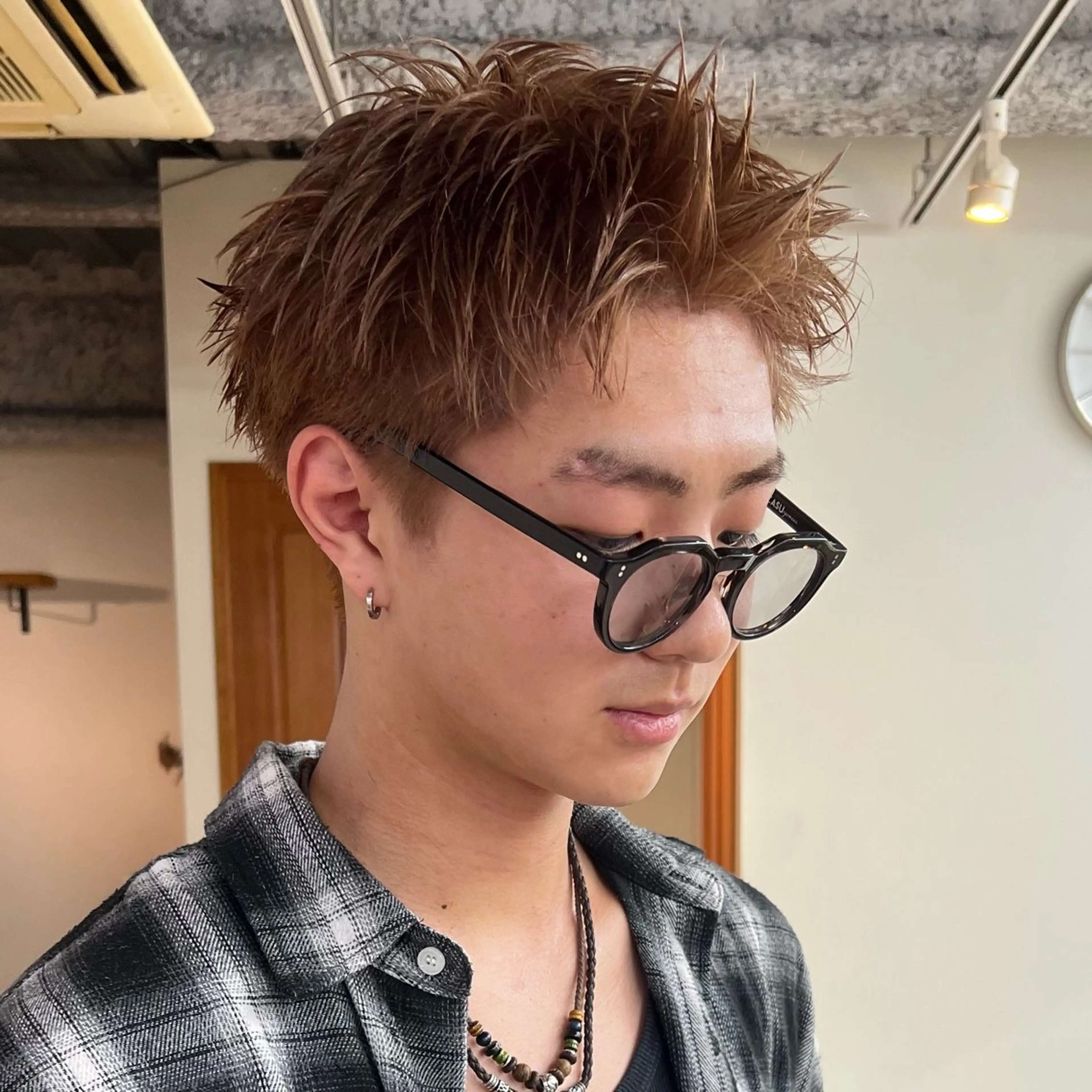 ショート ショートヘア カット ヘアカラー 大人メンズヘア メンズパーマSHUNのヘアスタイル