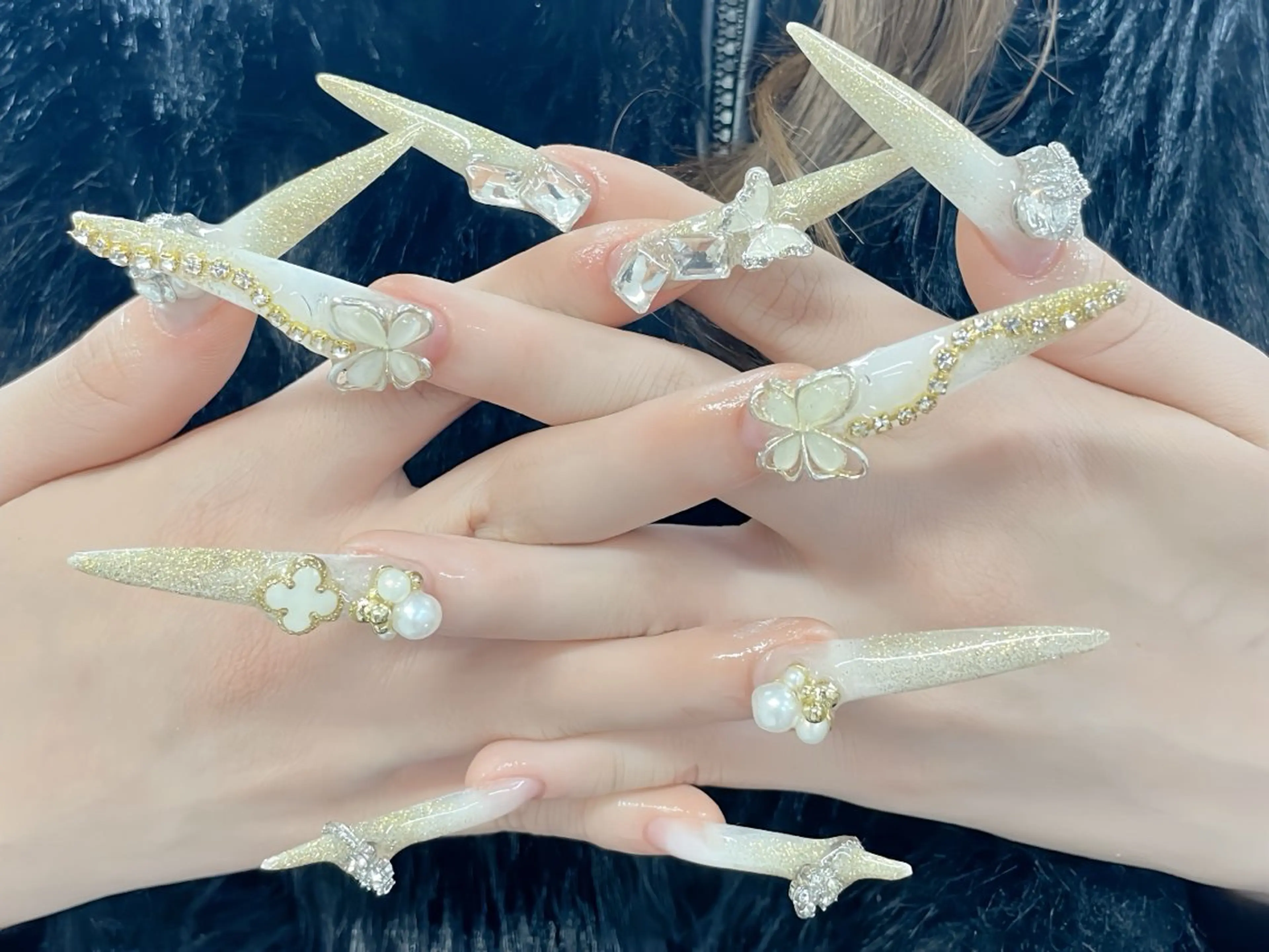 ネイル アートネイル 成人式 ロングネイル ニュアンスネイル スカルプネイル ハンドネイル Rin Nail 新大久保店のネイルデザイン