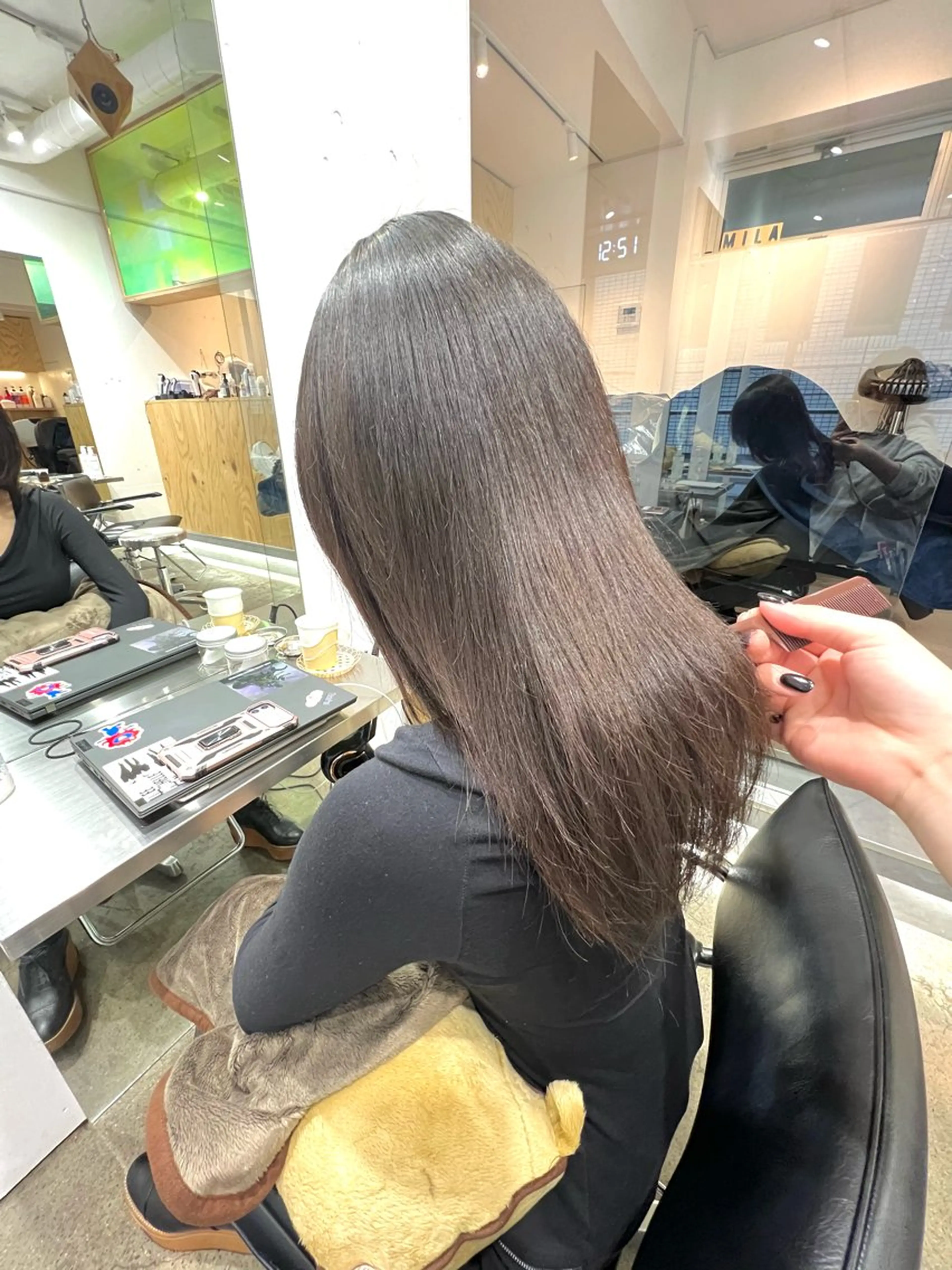 セミロング カラー パーマ 髪質改善 縮毛矯正 トリートメント ストレートパーマ ヘアカラー 縮毛矯正 トリートメント ✨髪質改善矯正× ブリーチ✨YU-KIのヘアスタイル