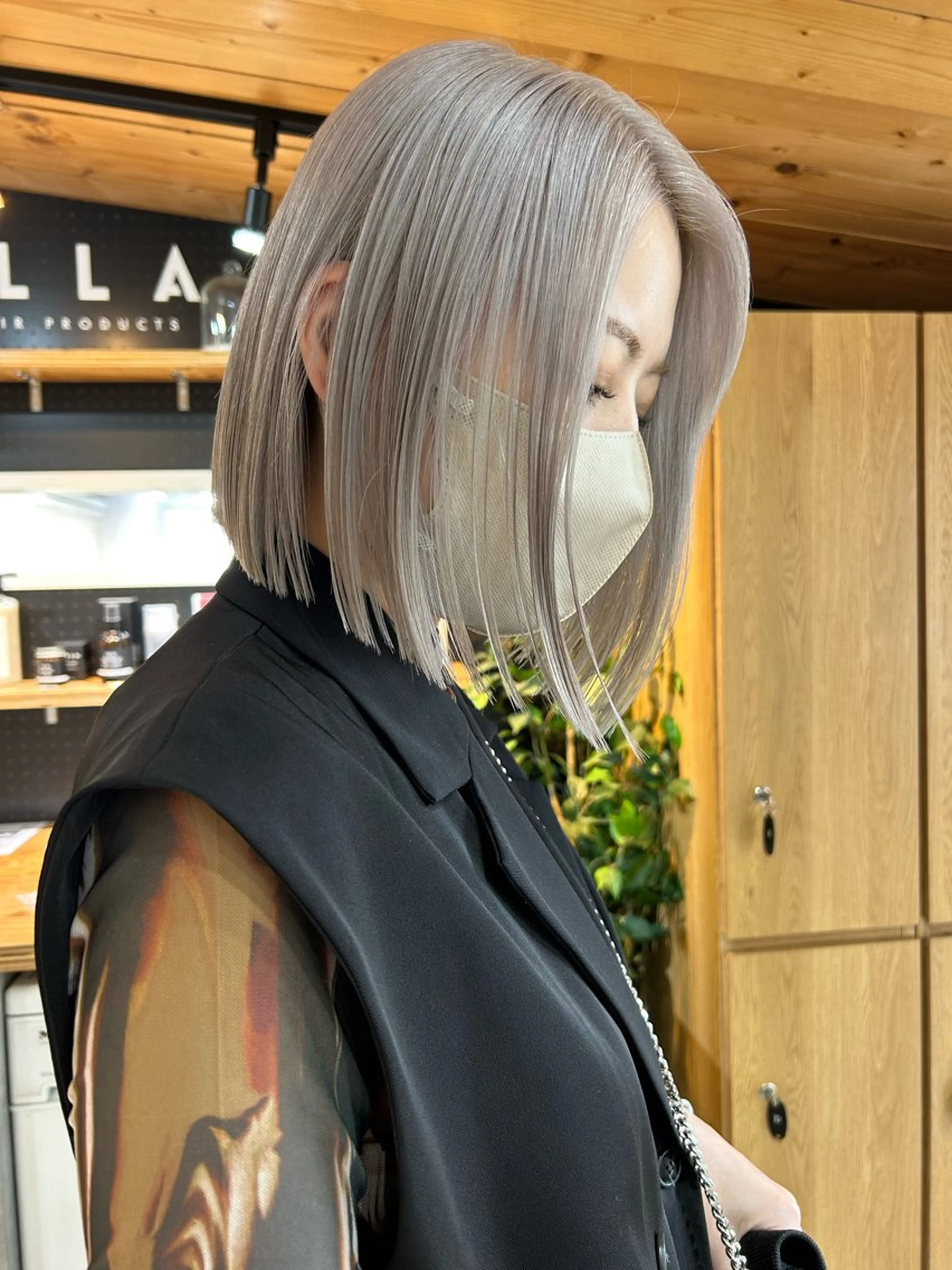 ミディアム カラー メンズ ブロンド ホワイトブロンド ボブ カット ヘアカラー トリートメント 🧸艶々韓国ヘア 🧁mizunaのヘアスタイル