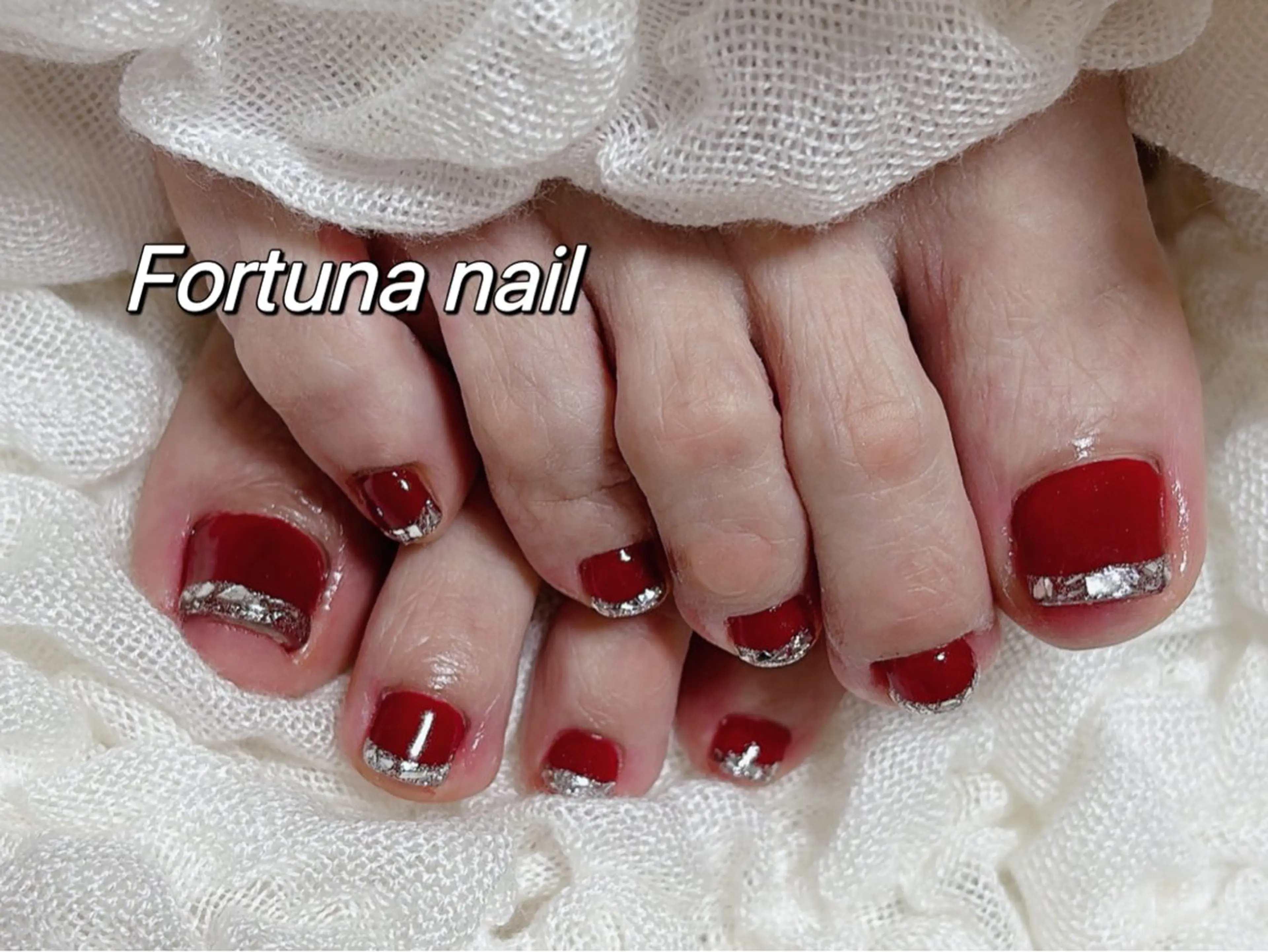 ネイル フットネイル フレンチネイル ガラスフレンチ フットネイル Nail •Head スパFortunaのネイルデザイン