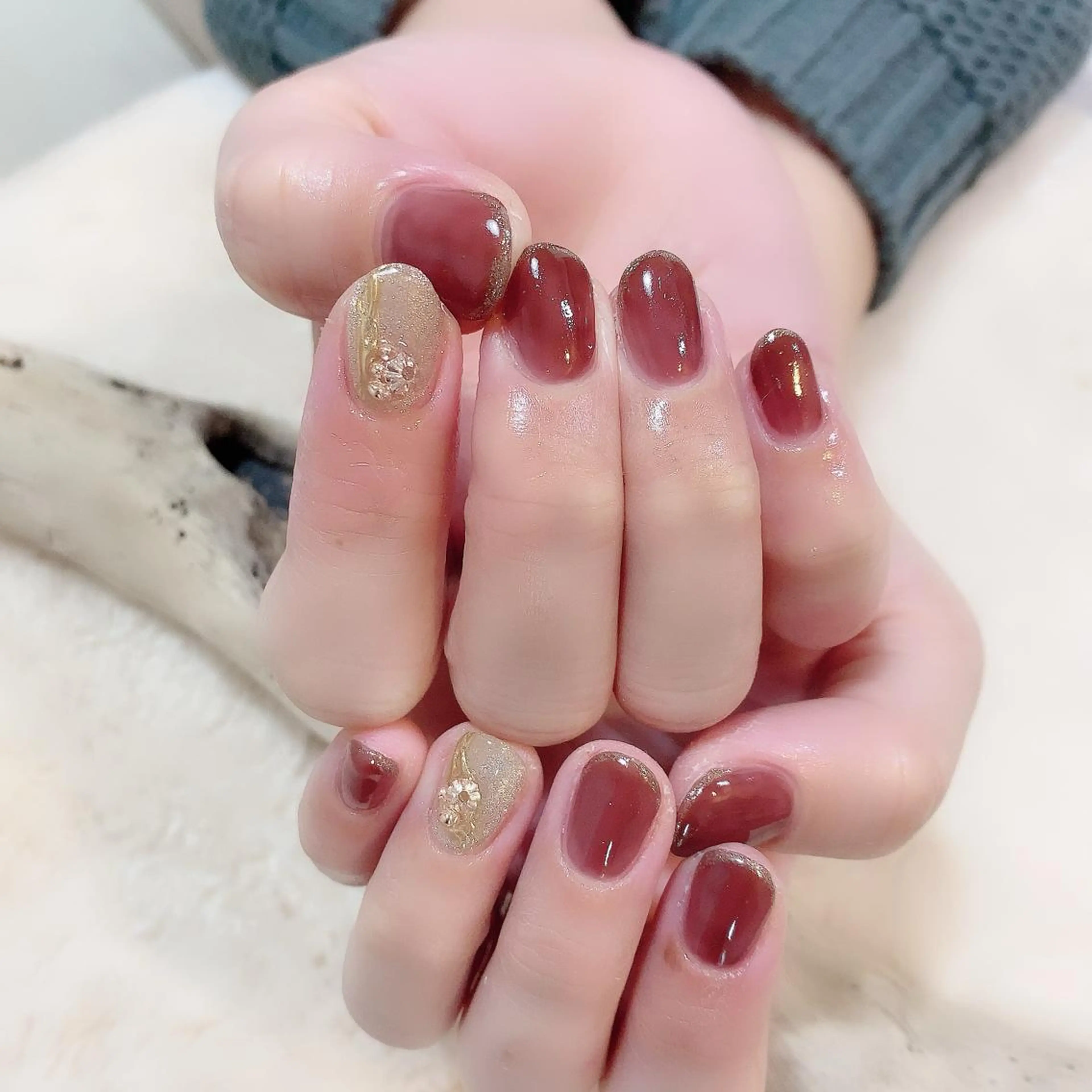 ネイル ボルドー ラメ(グリッター) YAS 青柳 安代のネイルデザイン