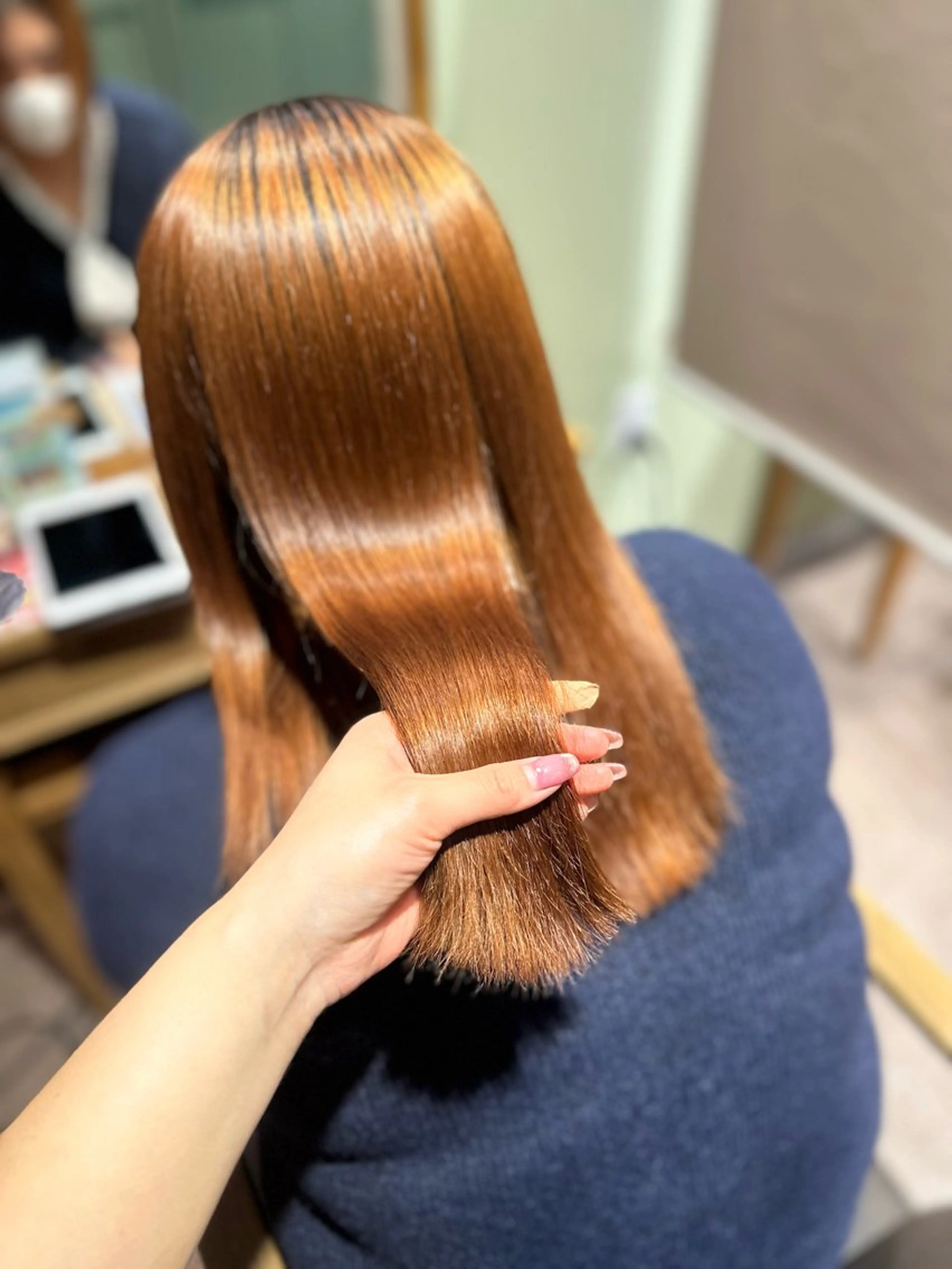 セミロング 縮毛矯正 トリートメント 濱本 樹蘭のヘアスタイル