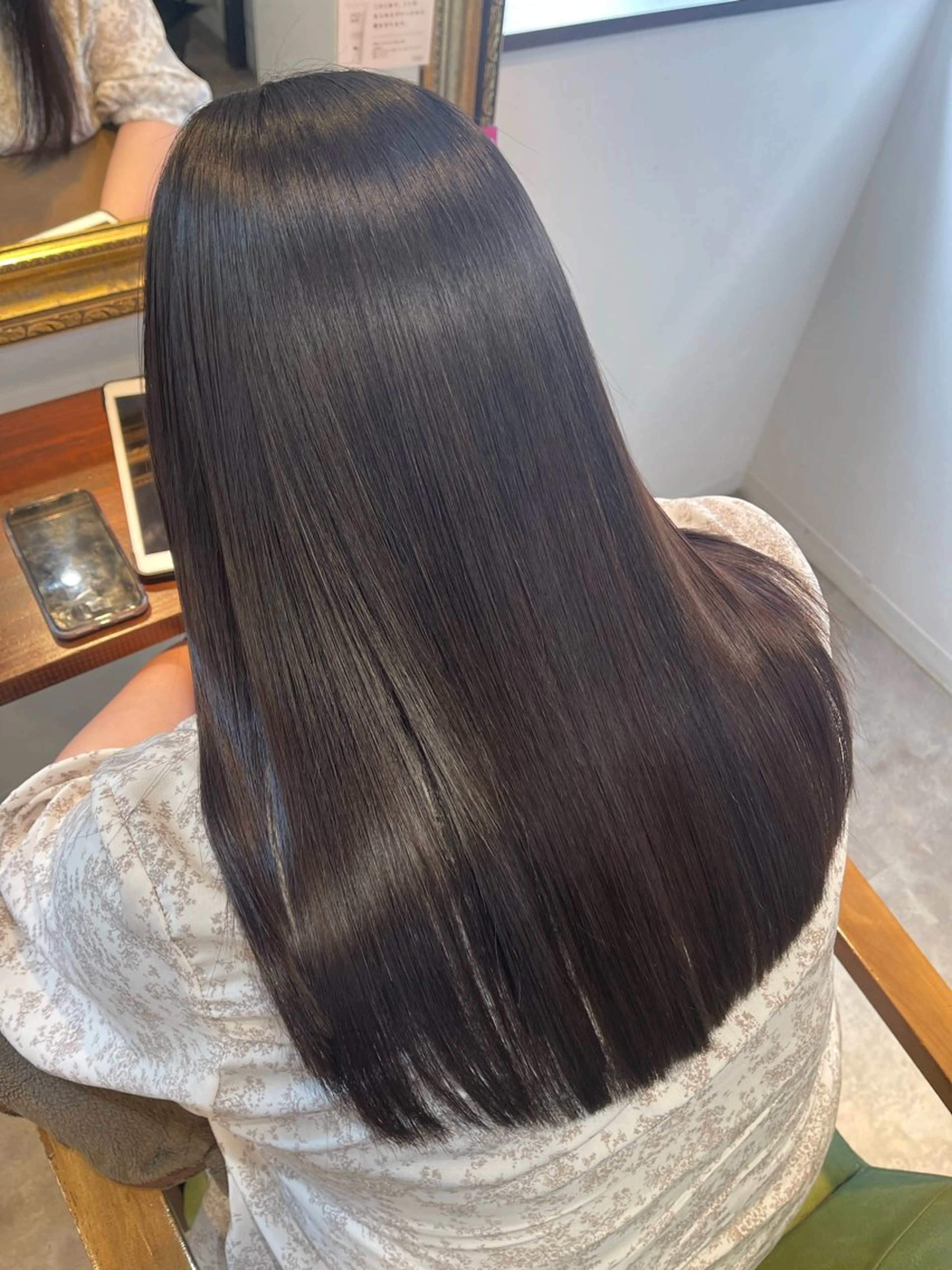 セミロング トリートメント newi saLyu 川島たかひろのヘアスタイル