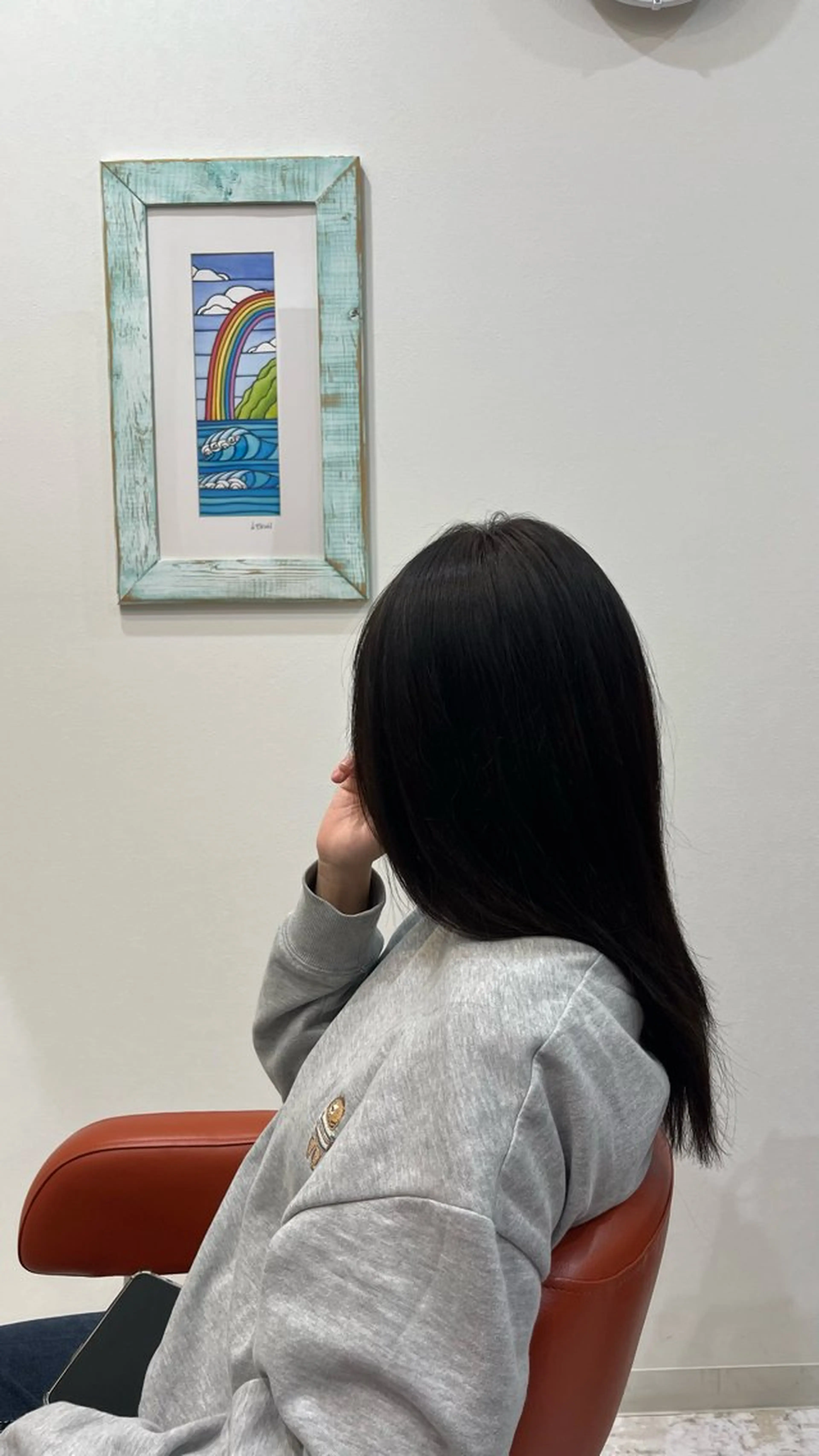 カラー 服部 彩花のヘアスタイル