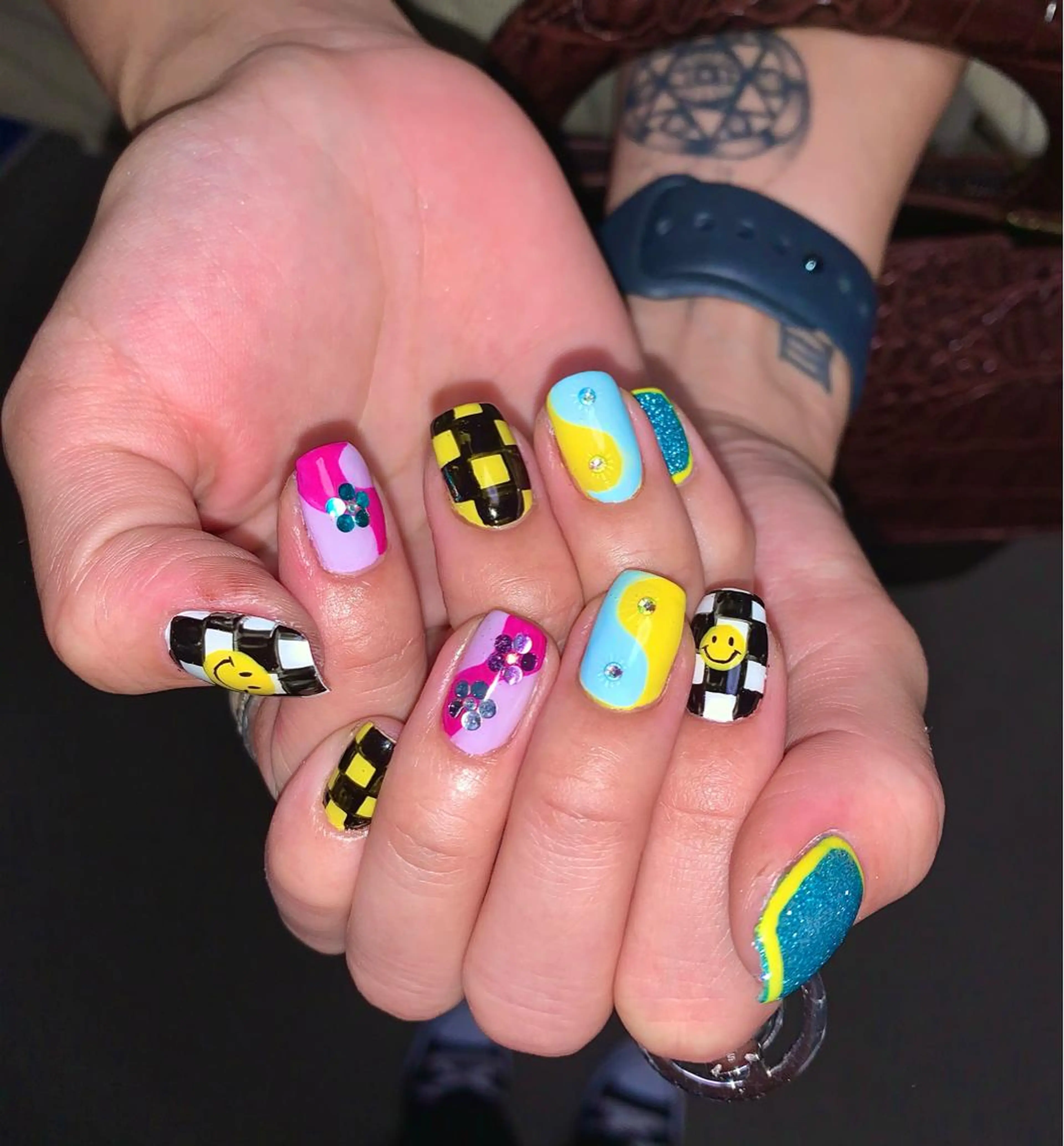 ネイル アートネイル SAPHIR NAGISAのマツエク・マツパデザイン