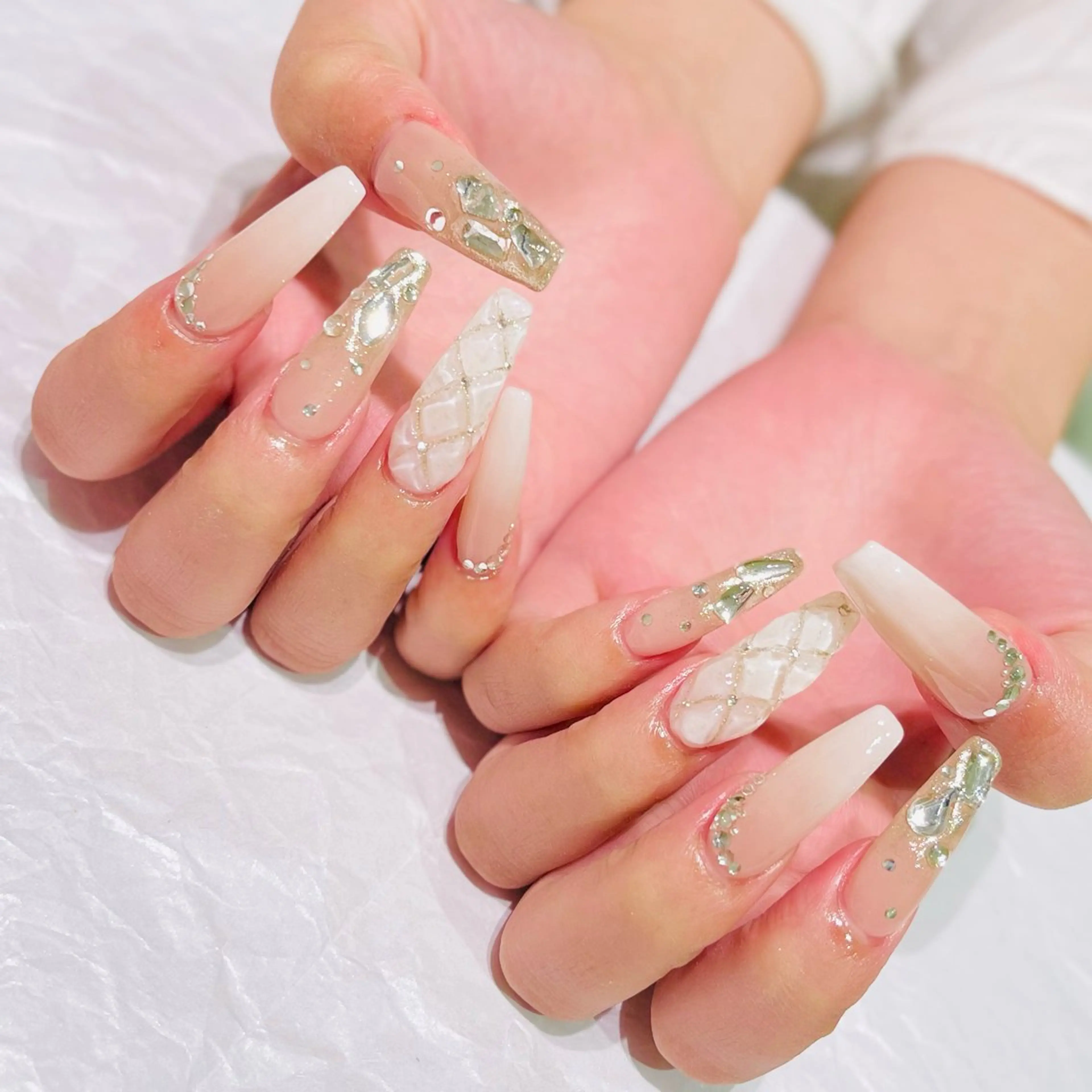 ネイル ハンドネイル Hair removal & Beauty salon Produce by Lucia所属・nail salon Luciaのネイルデザイン