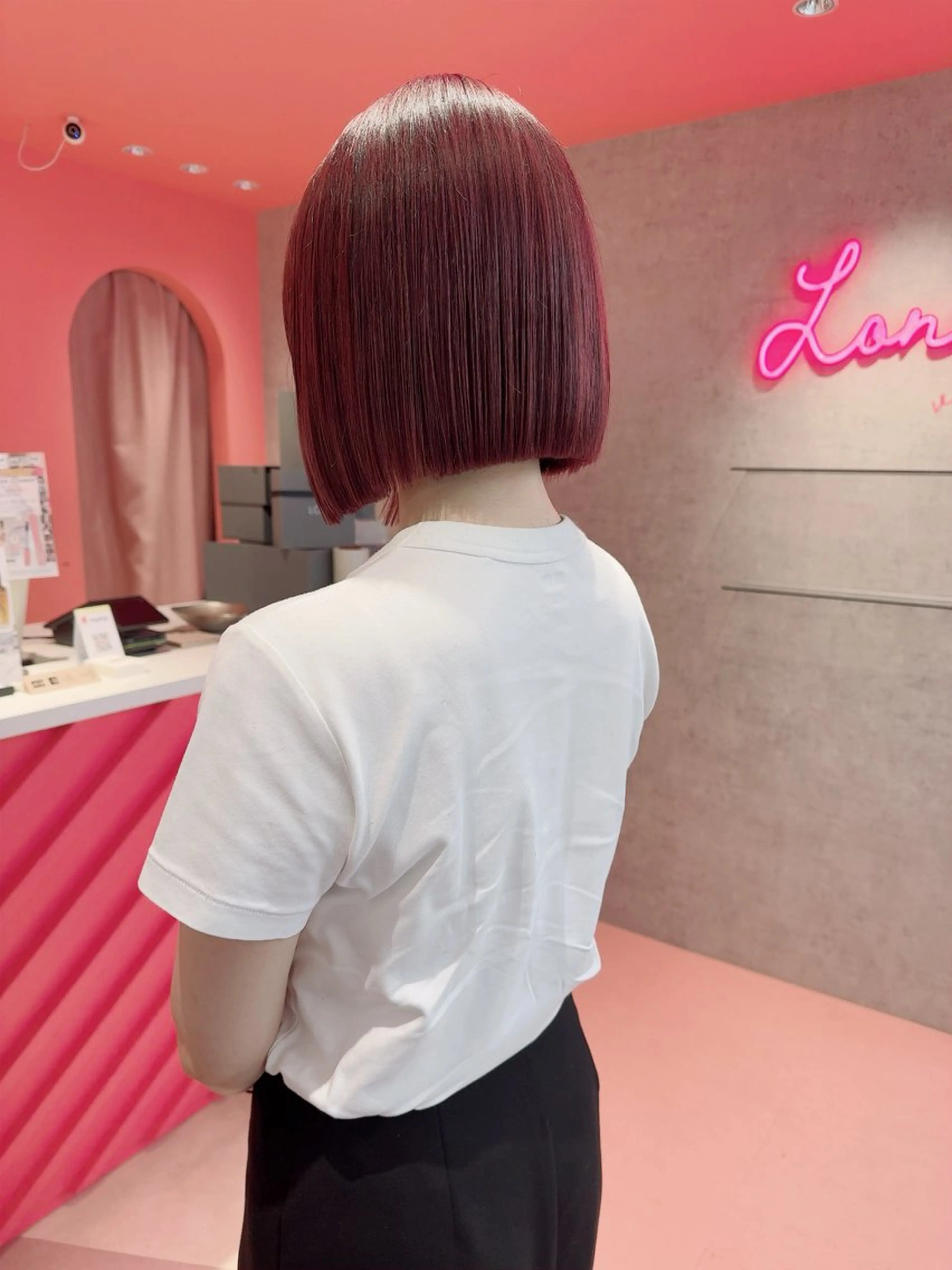 ショート カラー カット ヘアカラー トリートメント 莉乃/縮毛矯正/髪質 改善/艶カラーのヘアスタイル