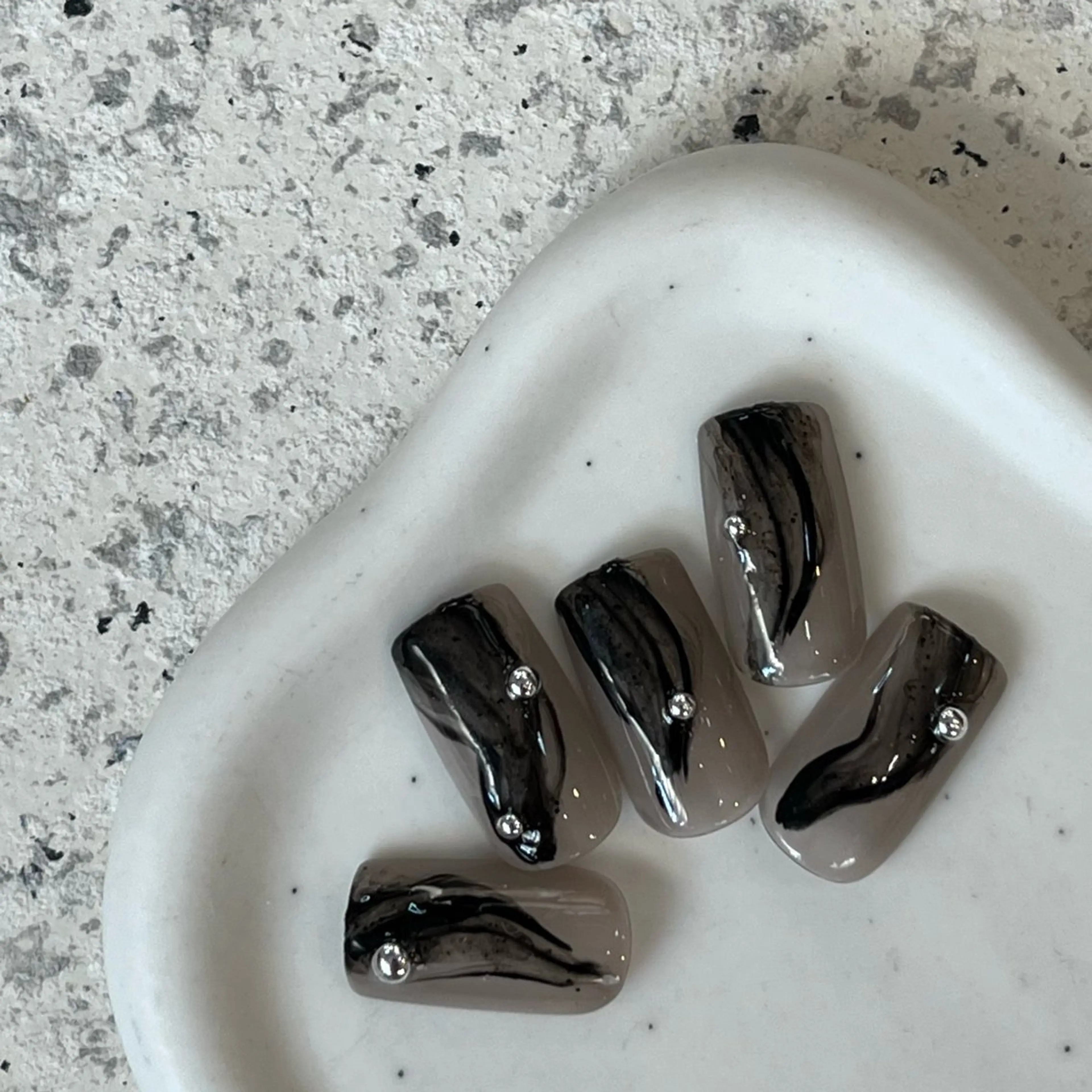 ネイル Privatesalon Colorer所属・Colorer AYAKOのネイルデザイン