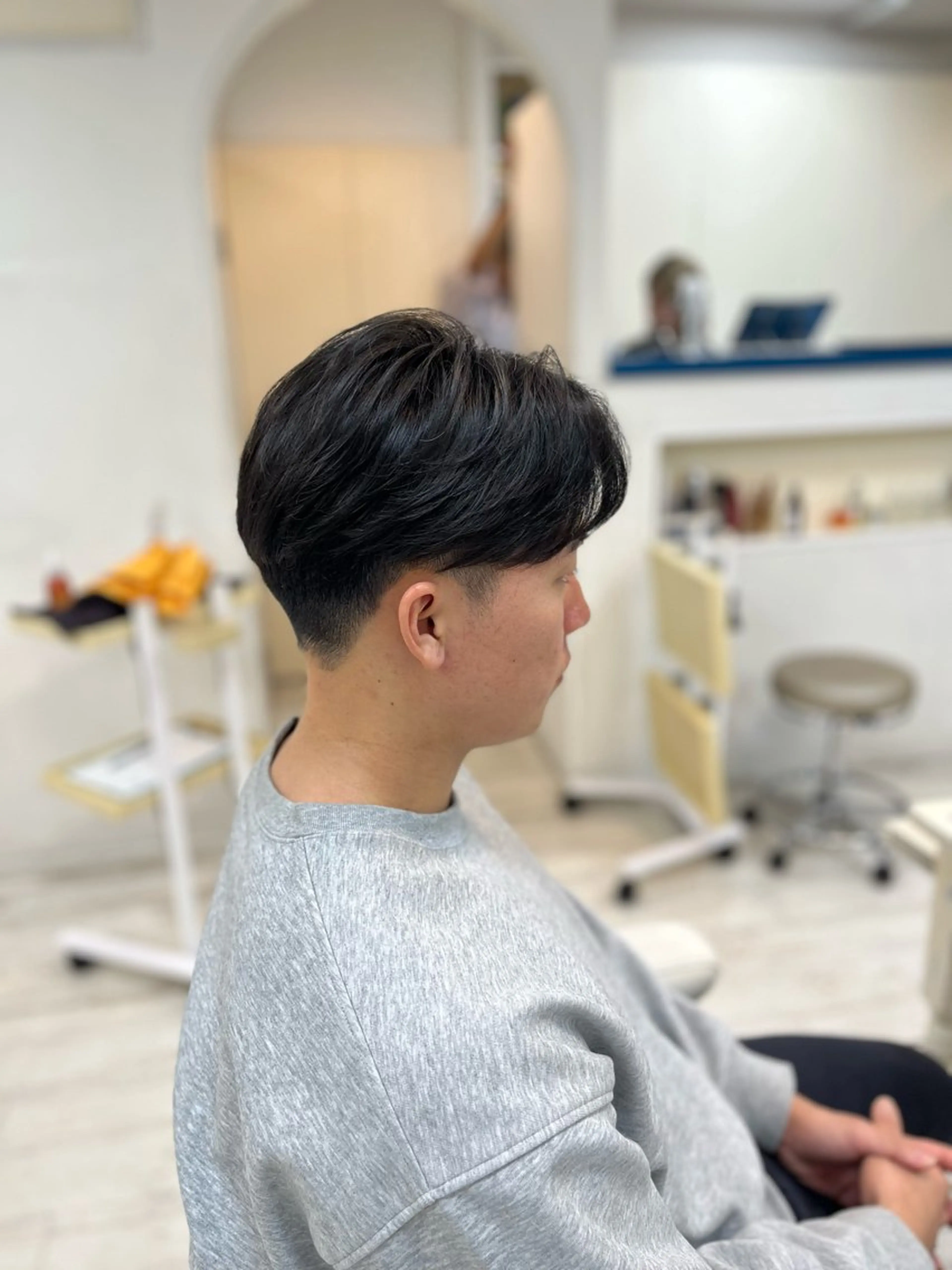 メンズ aL-ter che'rie所属・岡崎 嶺のヘアスタイル