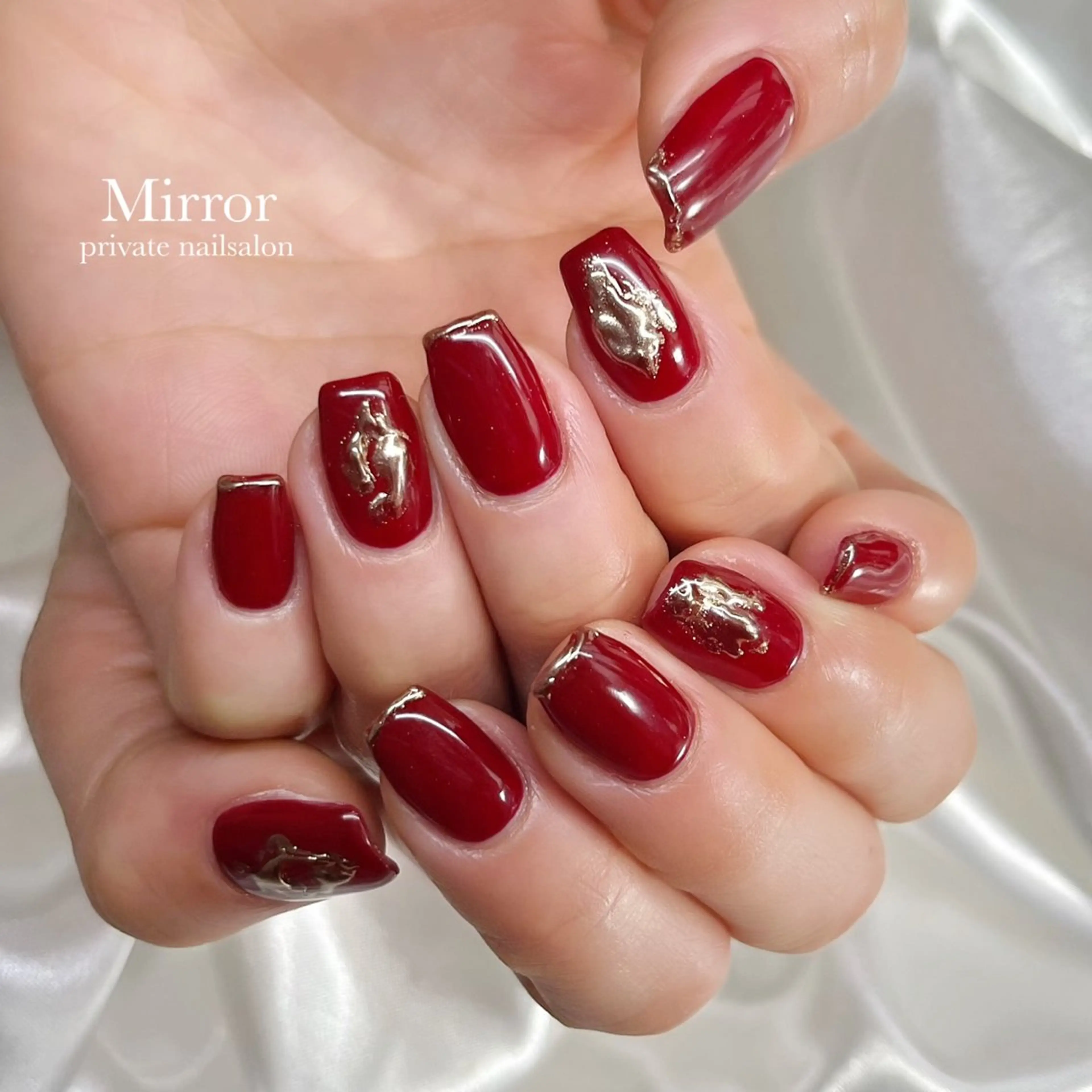 ネイル nailsalon Mirrorのネイルデザイン