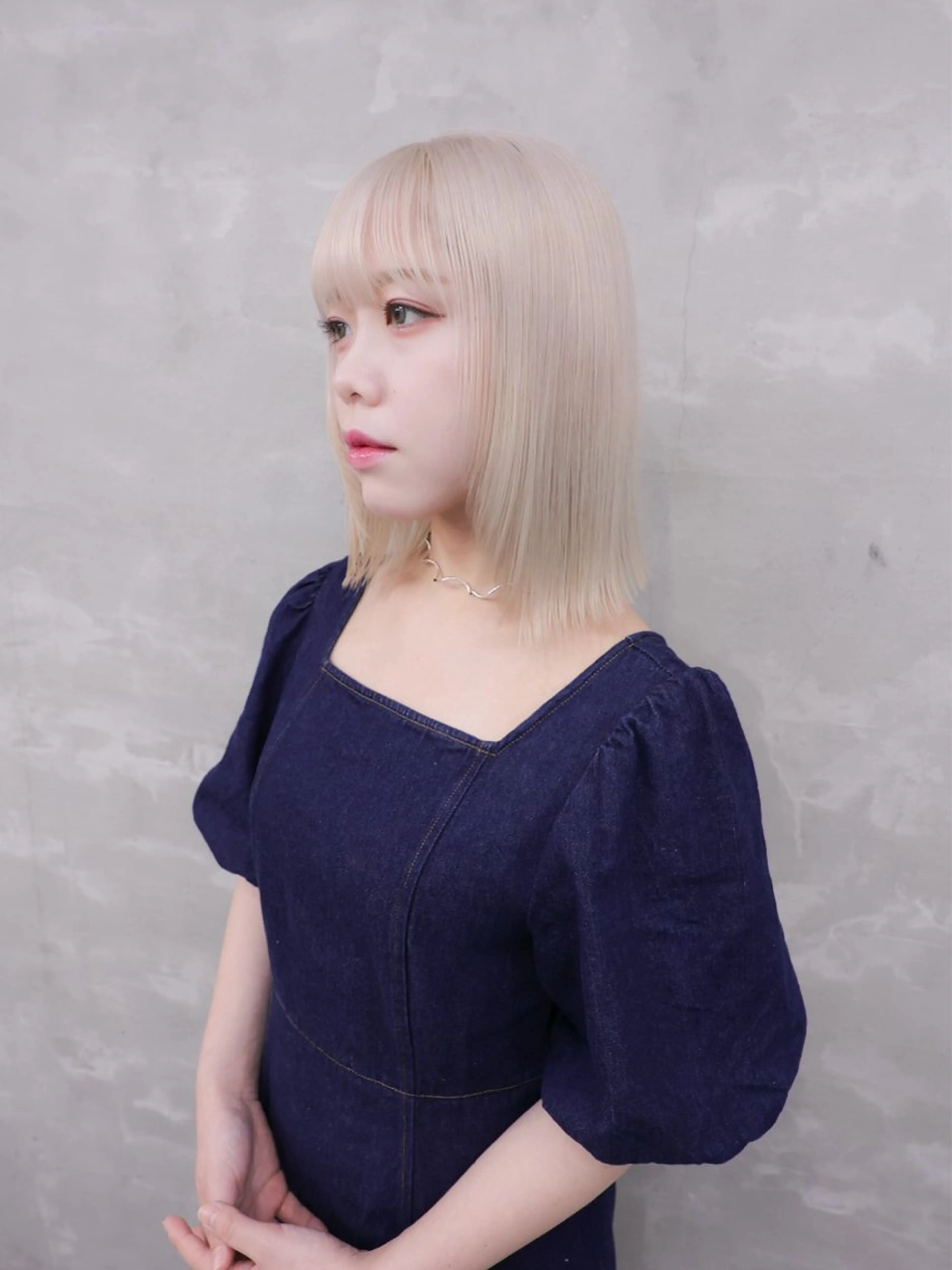 ショート ヘアカラー wotaku.ヲタク所属・🌙艶ハイトーン/ ミユウのヘアスタイル