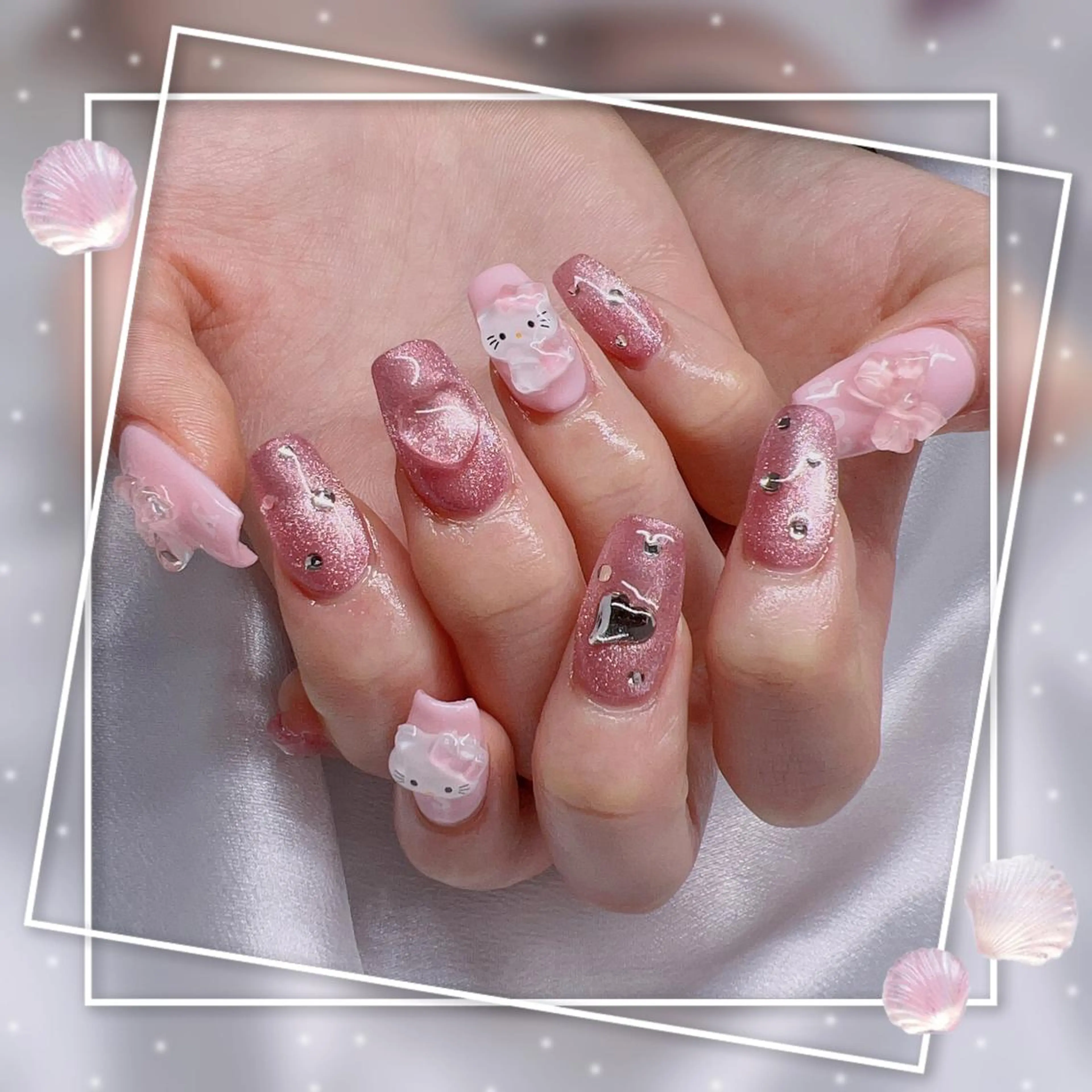 ネイル フレンチネイル キラキラネイル 韓国ネイル マグネットネイル マグネットフレンチ Chill Nailsalonのネイルデザイン